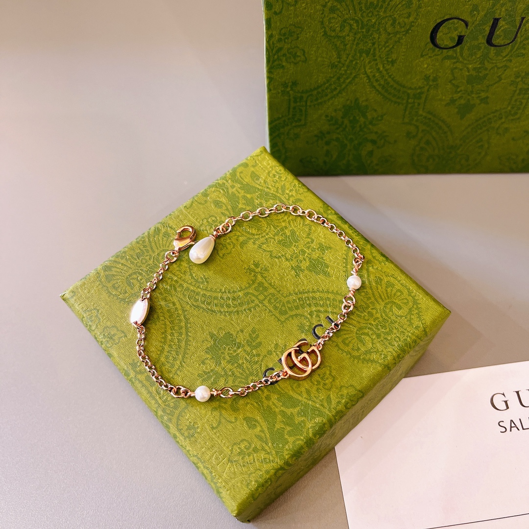 Gucci原單玫瑰金雙G手鍊 女士精緻百搭輕奢款| 8 Gucci原單玫瑰金雙G手鍊 女士精緻百搭輕奢款
