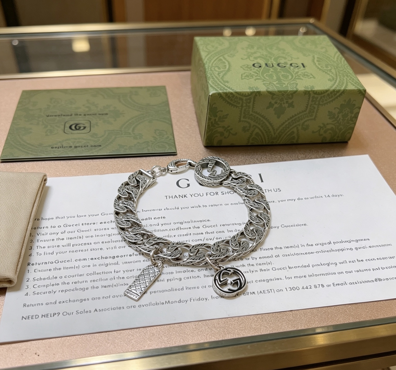 Gucci高仿復古雕刻寬版手鍊 男士潮流鏈條設計| 8 Gucci高仿復古雕刻寬版手鍊 男士潮流鏈條設計