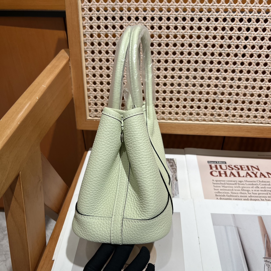 一比一Hermes Garden Party托特包 高端復刻牛皮款 薄荷綠掛件版| 14 一比一Hermes Garden Party托特包 高端復刻牛皮款 薄荷綠掛件版
