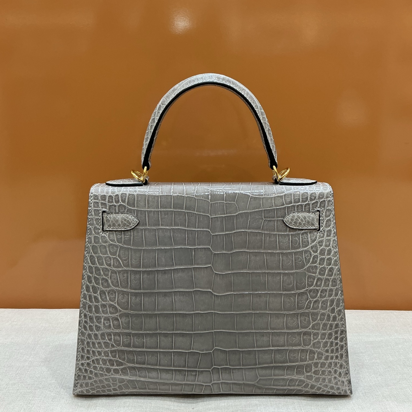 Hermès A貨 Kelly 灰色鱷魚紋手提包 簡約高級通勤女包| 12 Hermès A貨 Kelly 灰色鱷魚紋手提包 簡約高級通勤女包