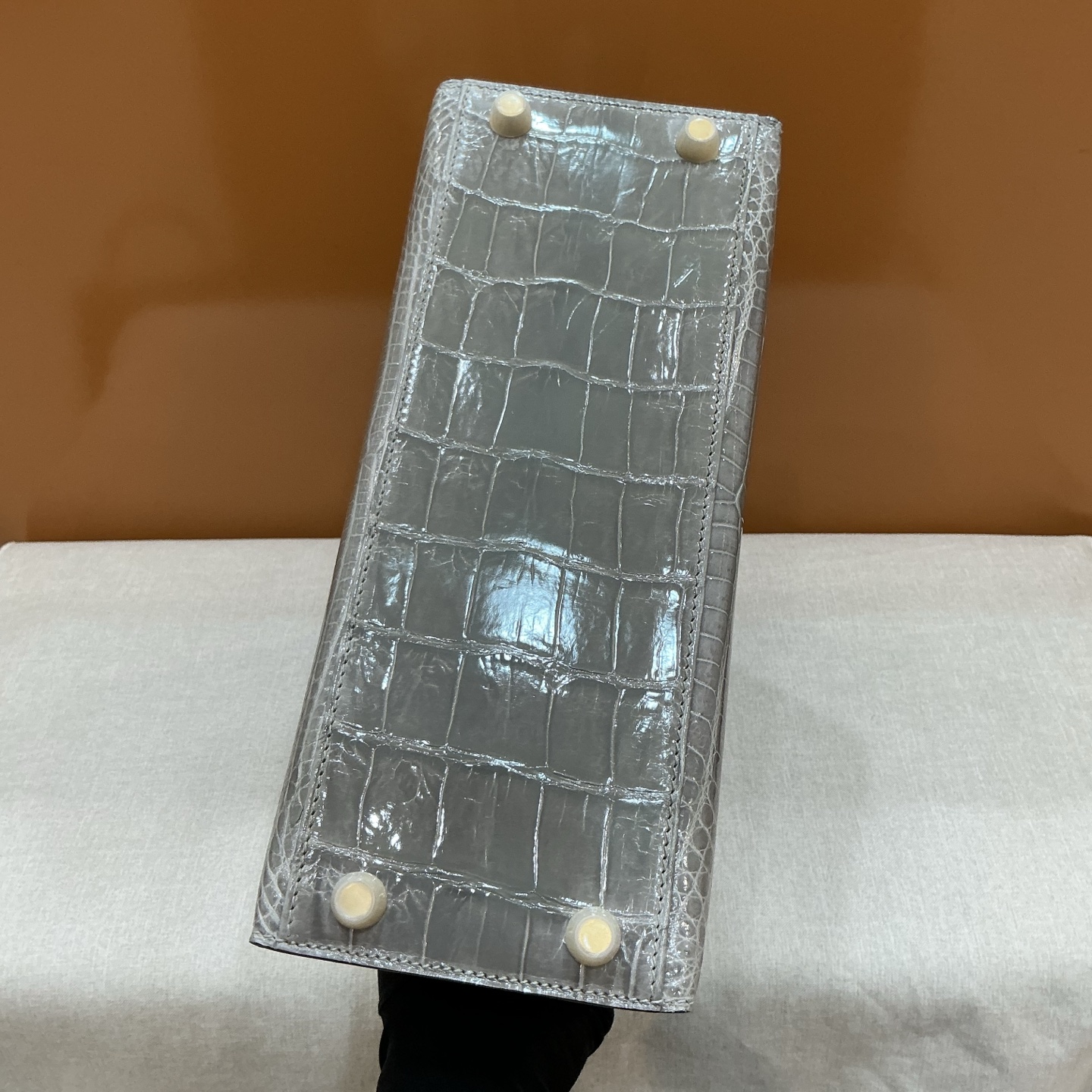 Hermès A貨 Kelly 灰色鱷魚紋手提包 簡約高級通勤女包| 7 Hermès A貨 Kelly 灰色鱷魚紋手提包 簡約高級通勤女包
