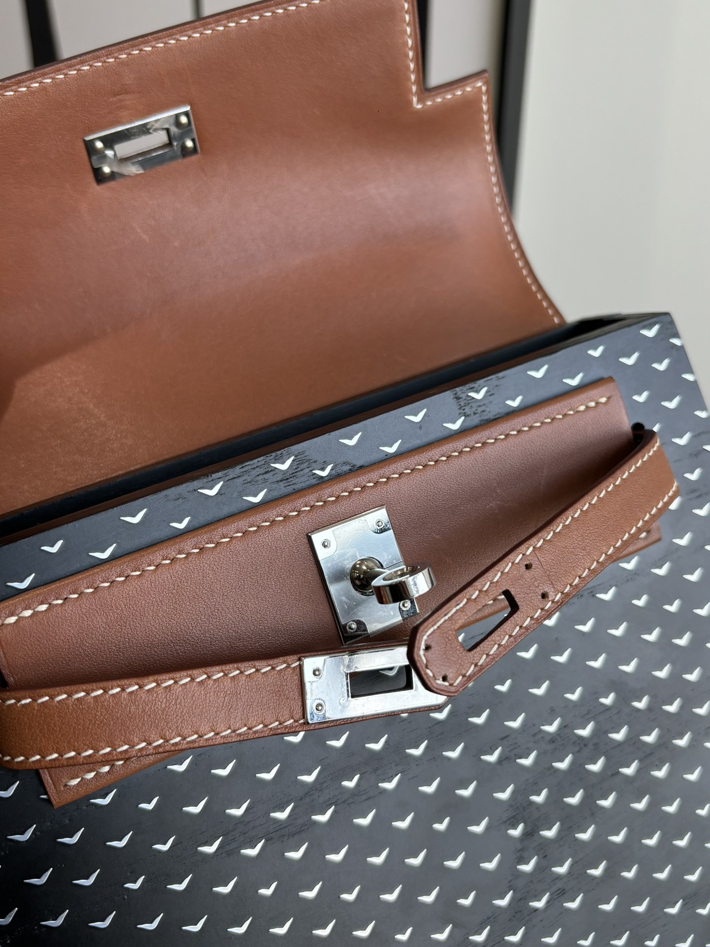 Hermès 一比一 Kelly 拼接帆布手提包 個性設計精品女包| 8 Hermès 一比一 Kelly 拼接帆布手提包 個性設計精品女包