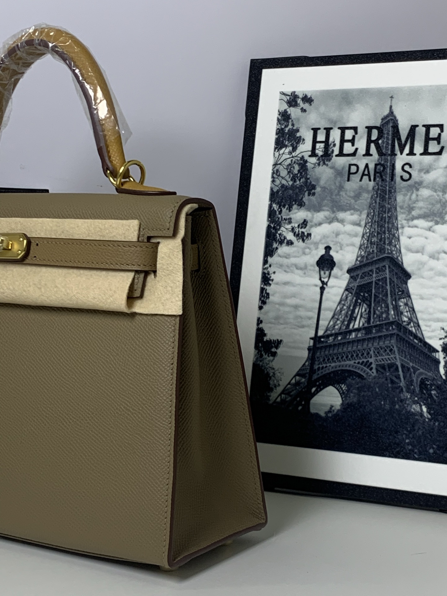 高仿 Hermes Kelly 25 大象灰手提包 經典百搭高端女包| 12 高仿 Hermes Kelly 25 大象灰手提包 經典百搭高端女包