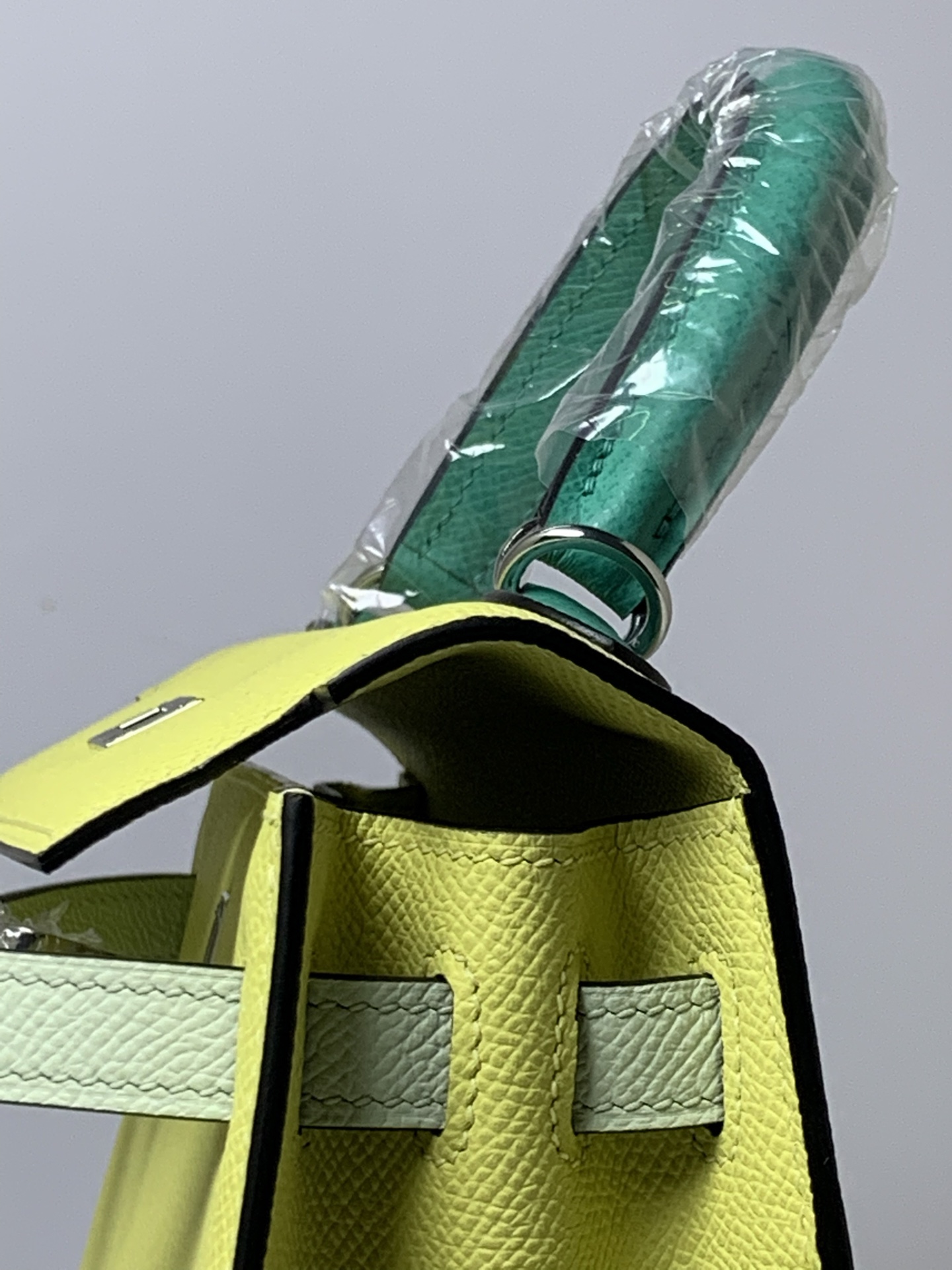 原單 Hermes Kelly 25 檸檬黃拼薄荷綠手提包 清新時尚女包| 9 原單 Hermes Kelly 25 檸檬黃拼薄荷綠手提包 清新時尚女包