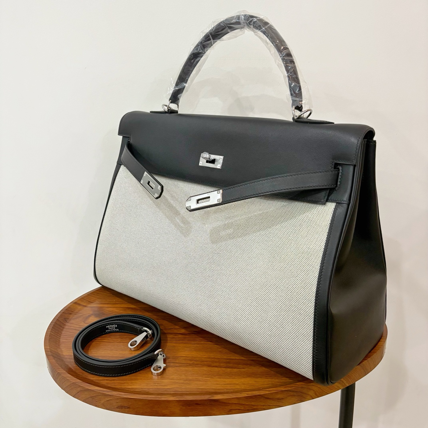 Hermès 高仿 Kelly 40 黑色拼接帆布手提包 大容量百搭商務精品包| 14 Hermès 高仿 Kelly 40 黑色拼接帆布手提包 大容量百搭商務精品包