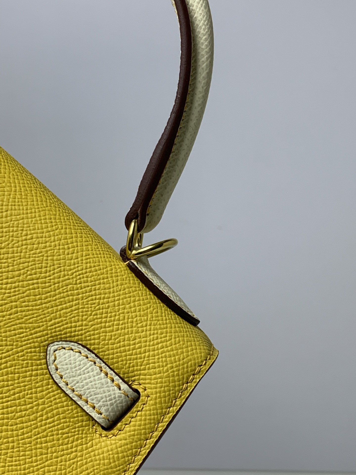 高仿 Hermes Kelly 25 米白拼檸檬黃手提包 清新撞色女包| 11 高仿 Hermes Kelly 25 米白拼檸檬黃手提包 清新撞色女包