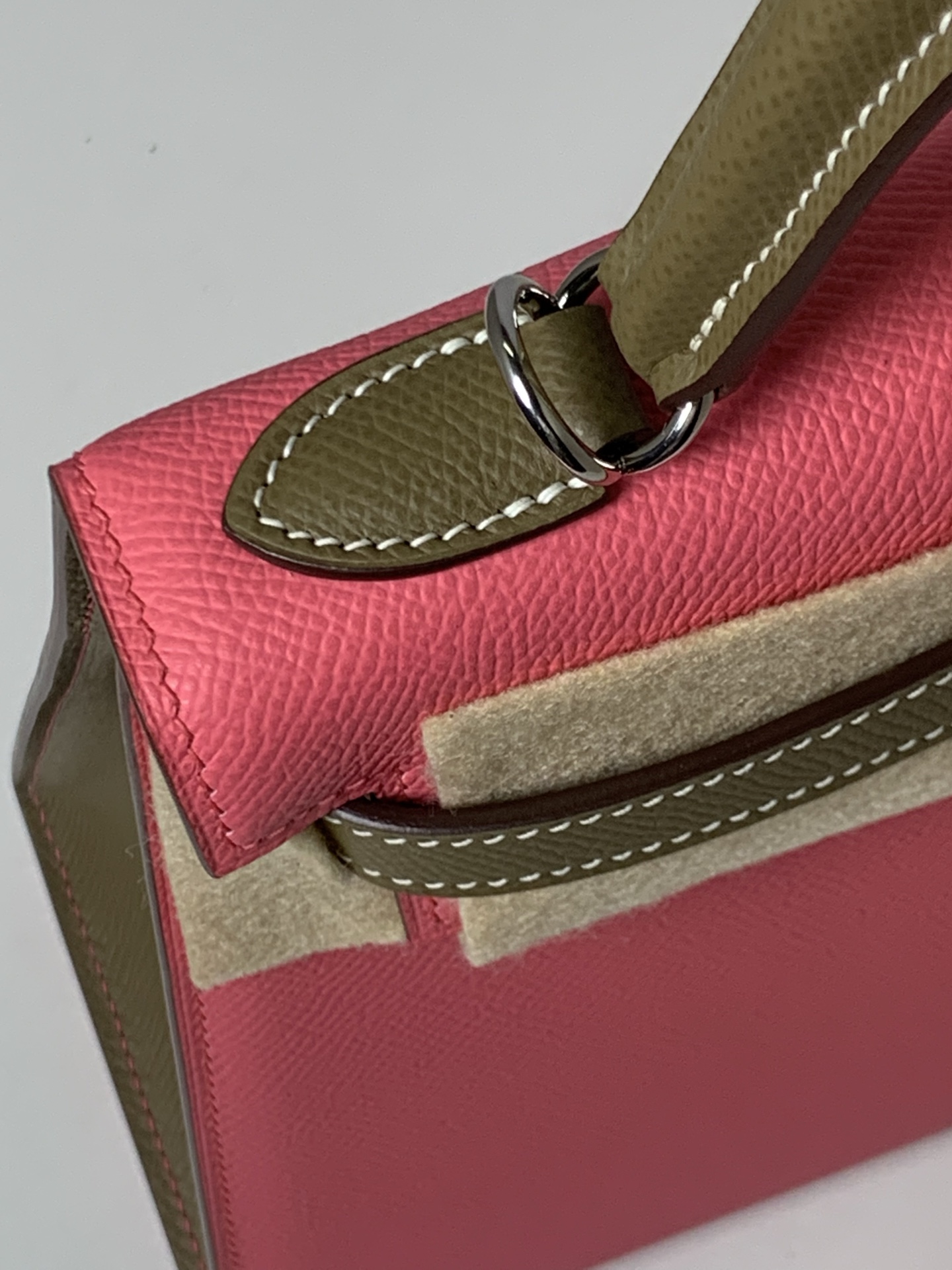 Hermès A貨 Kelly 28 粉色手提包 甜美氣質精品女包 日常百搭款| 10 Hermès A貨 Kelly 28 粉色手提包 甜美氣質精品女包 日常百搭款