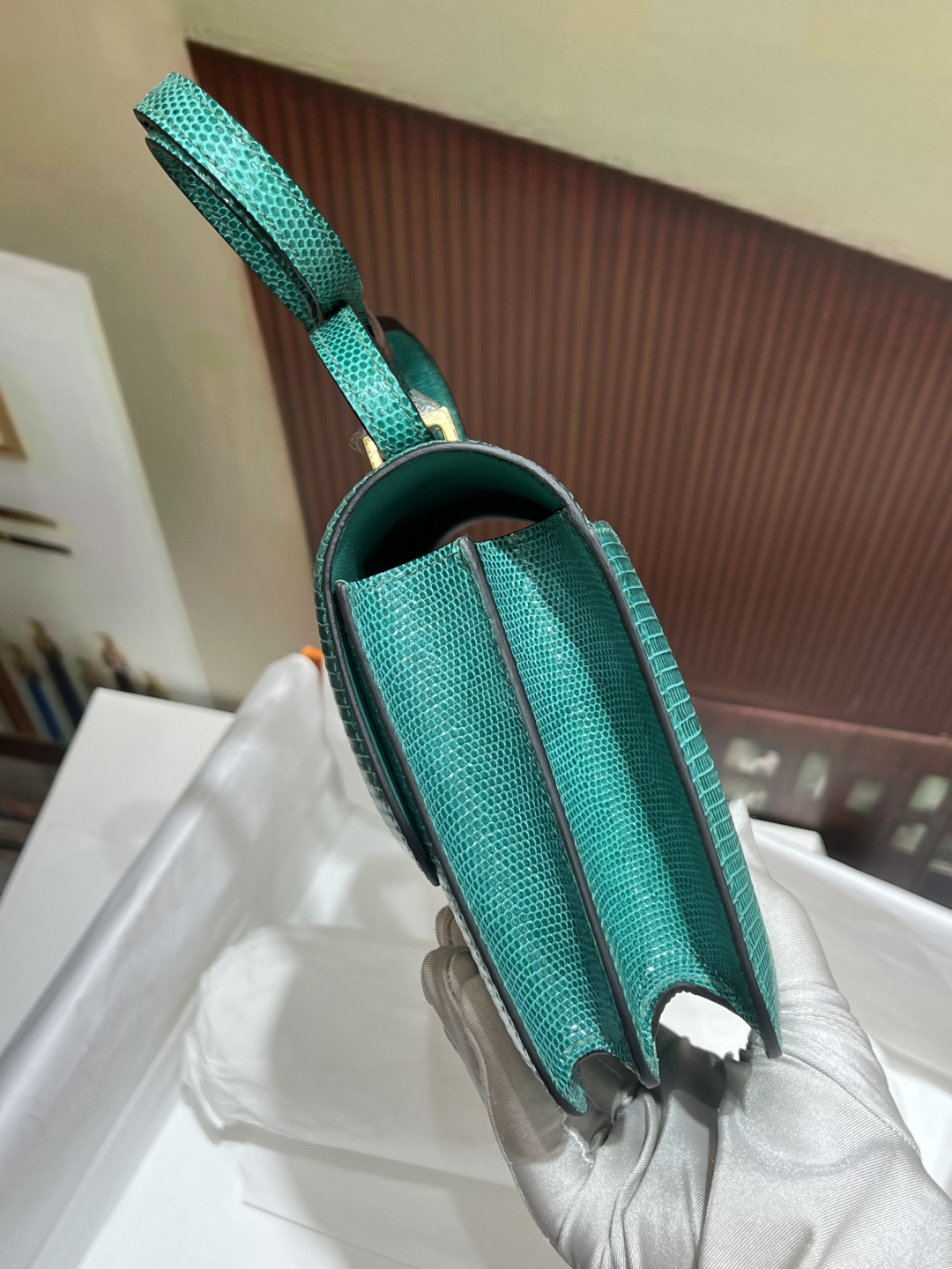 Hermes 高仿 女款 Constance 绿色斜背包 氣質甜美小方包| 8 Hermes 高仿 女款 Constance 绿色斜背包 氣質甜美小方包