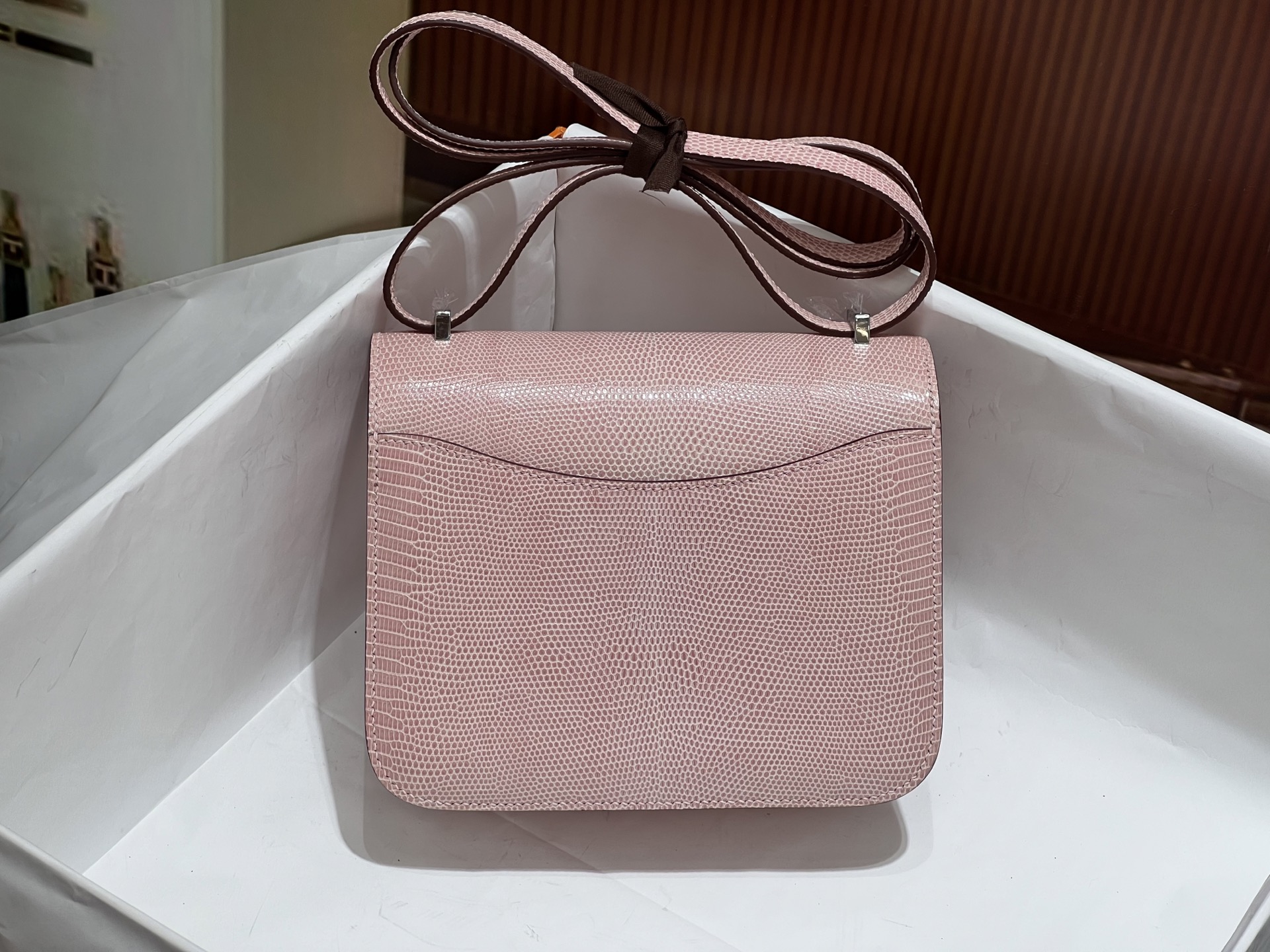 Hermes A貨 女款 Constance 淺粉鱷魚紋斜背包 高端優雅氣質包| 13 Hermes A貨 女款 Constance 淺粉鱷魚紋斜背包 高端優雅氣質包