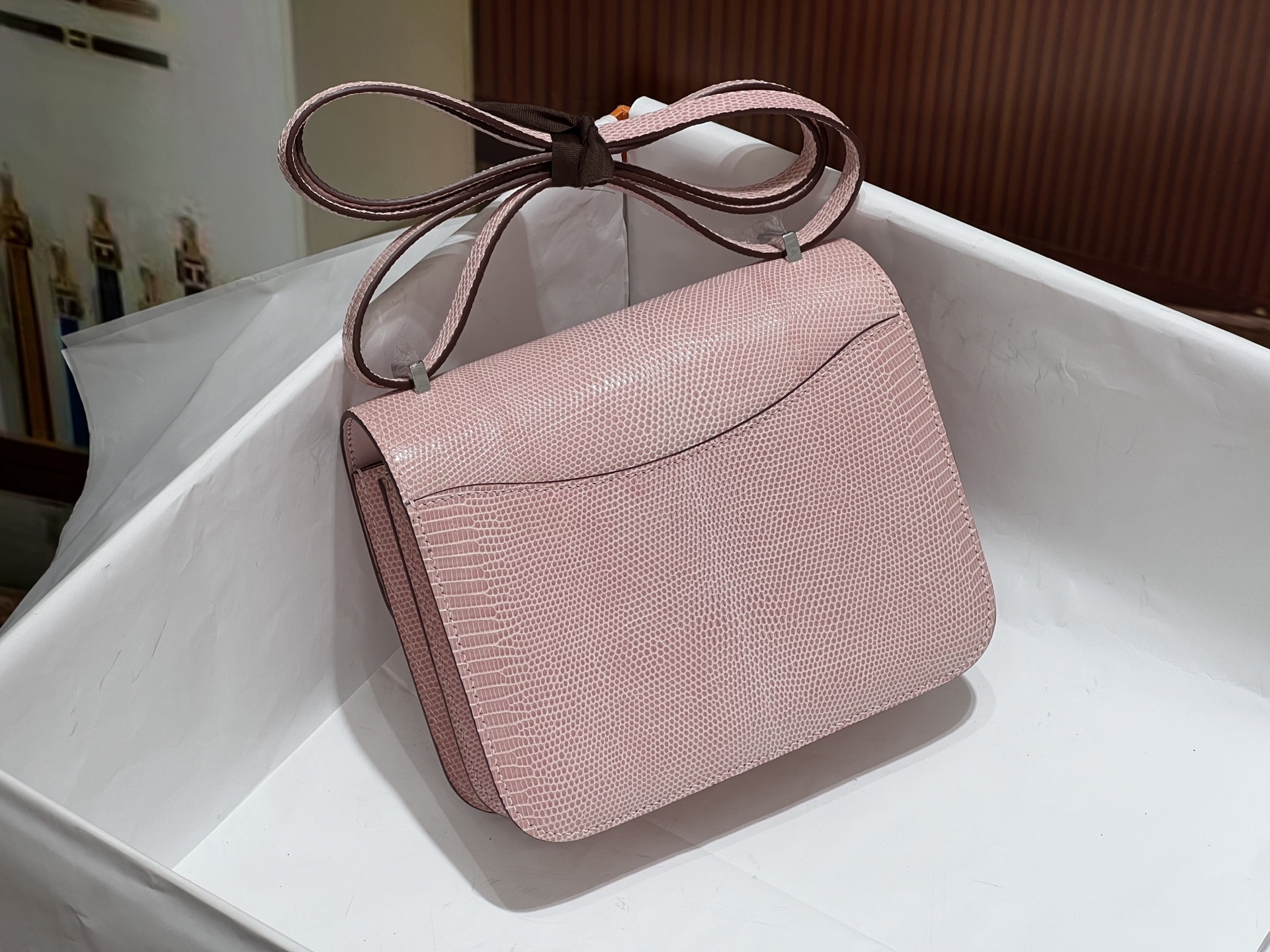 Hermes A貨 女款 Constance 淺粉鱷魚紋斜背包 高端優雅氣質包| 12 Hermes A貨 女款 Constance 淺粉鱷魚紋斜背包 高端優雅氣質包