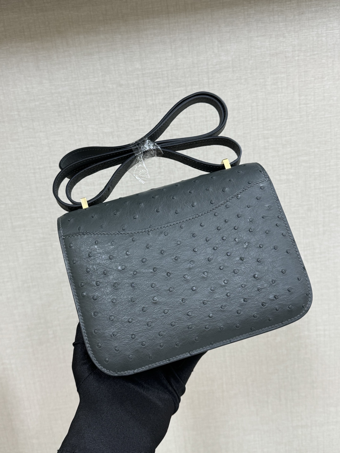 Hermes A貨 女款 Constance 深灰鴕鳥紋斜背包 百搭通勤款| 11 Hermes A貨 女款 Constance 深灰鴕鳥紋斜背包 百搭通勤款