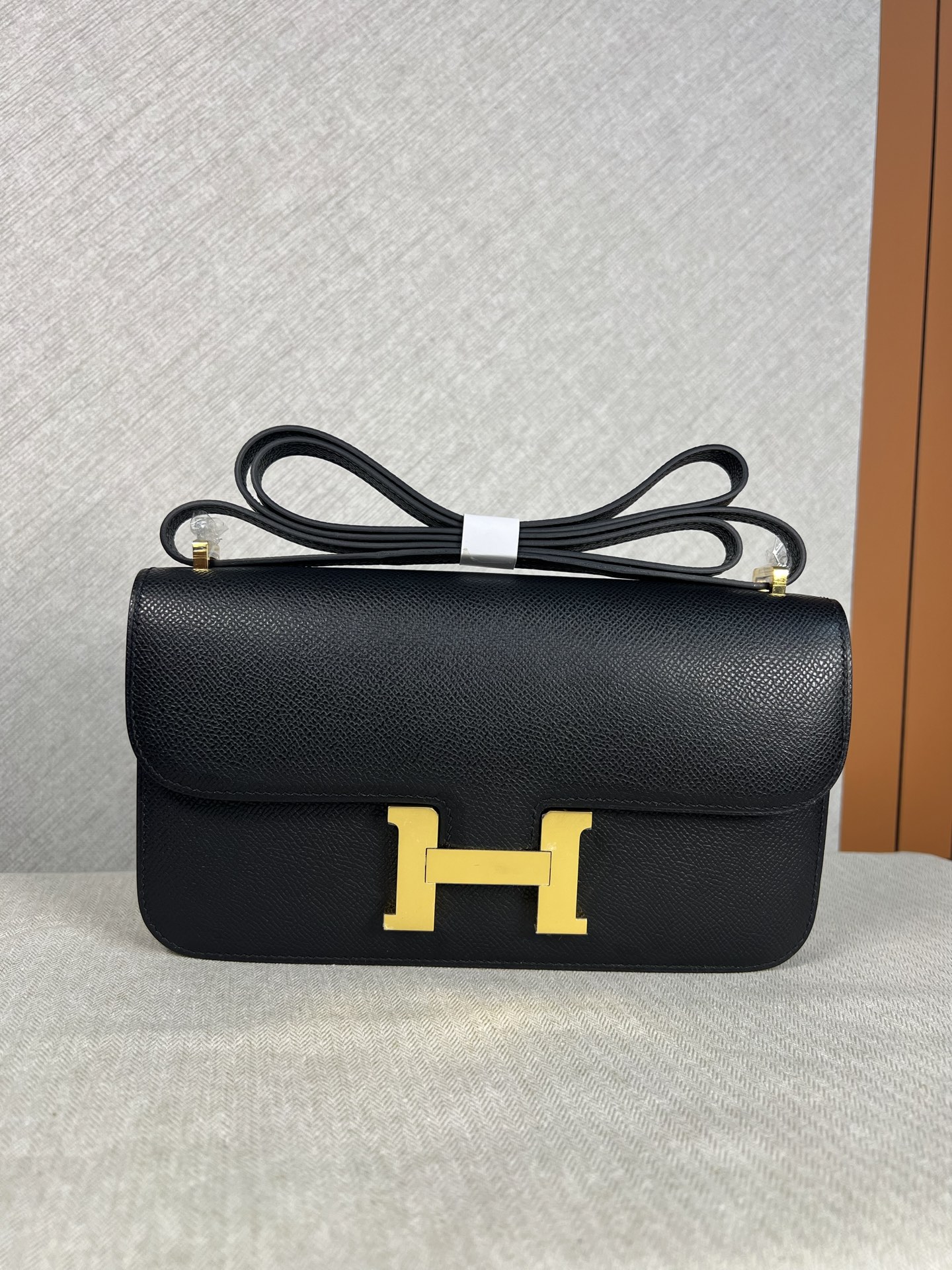Hermes Constance 原單黑金H扣Epsom皮肩背斜背包| 14 Hermes Constance 原單黑金H扣Epsom皮肩背斜背包