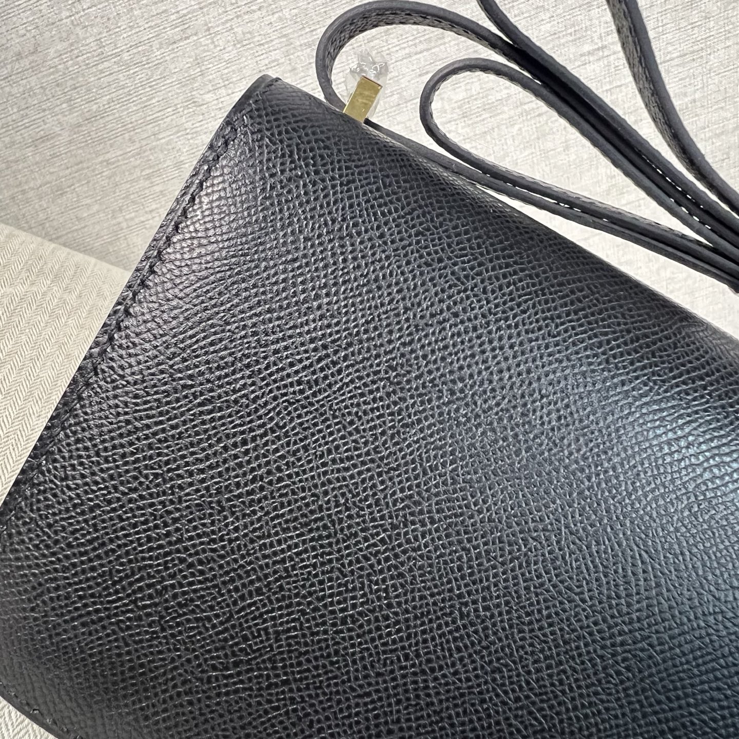Hermes Constance 原單黑金H扣Epsom皮肩背斜背包| 8 Hermes Constance 原單黑金H扣Epsom皮肩背斜背包