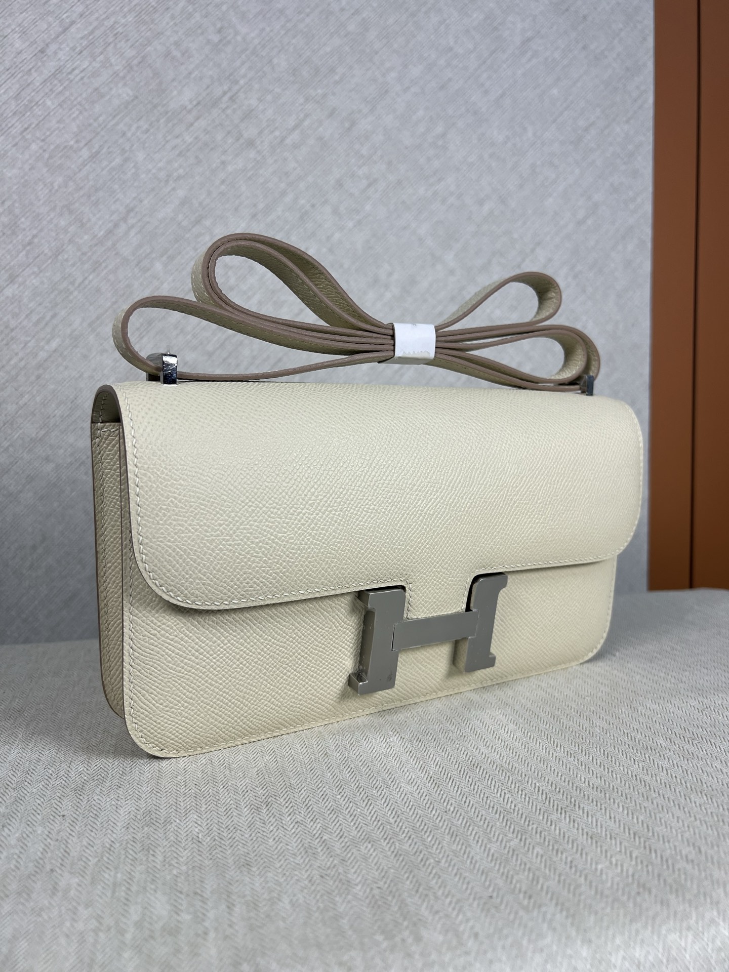 Hermes Constance 高仿米白色Epsom皮H扣包斜背女包| 14 Hermes Constance 高仿米白色Epsom皮H扣包斜背女包