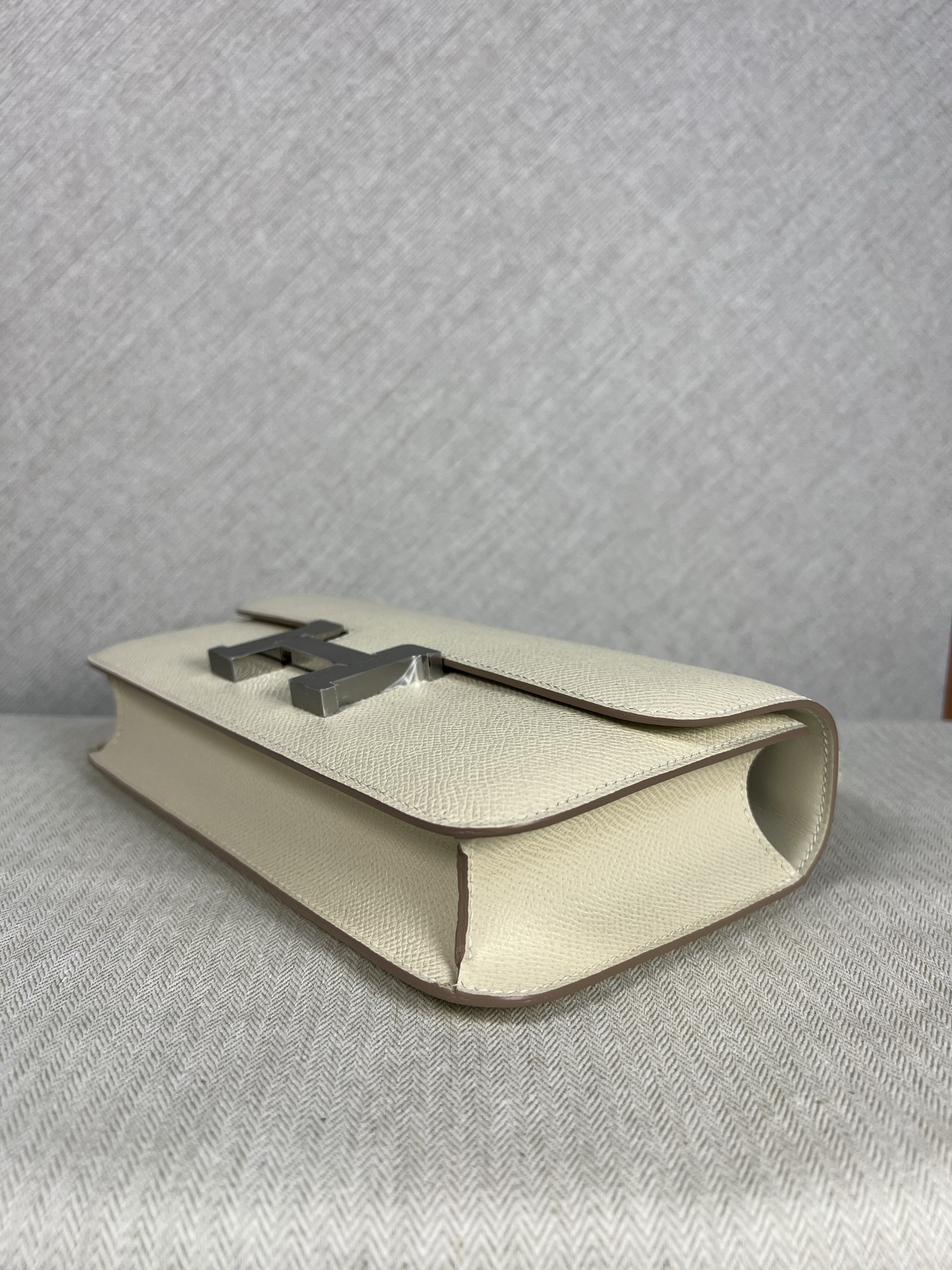Hermes Constance 高仿米白色Epsom皮H扣包斜背女包| 11 Hermes Constance 高仿米白色Epsom皮H扣包斜背女包
