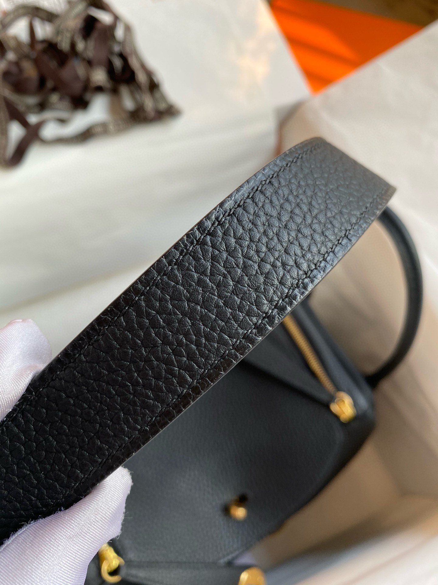 Hermes 一比一 Lindy琳迪包 Togo牛皮 手提肩背包 經典黑色 金扣氣場款| 10 Hermes 一比一 Lindy琳迪包 Togo牛皮 手提肩背包 經典黑色 金扣氣場款