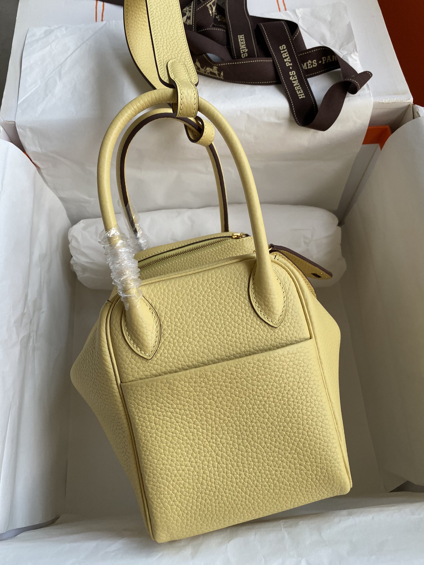 Hermes 高仿 Lindy 琳迪包 浅黄色 手提单肩包 清新款| 14 Hermes 高仿 Lindy 琳迪包 浅黄色 手提单肩包 清新款
