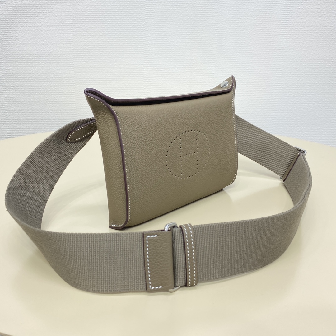 Hermes 原單 Evelyne TPM 卡其拼色迷你斜背包 經典百搭小牛皮款| 9 Hermes 原單 Evelyne TPM 卡其拼色迷你斜背包 經典百搭小牛皮款