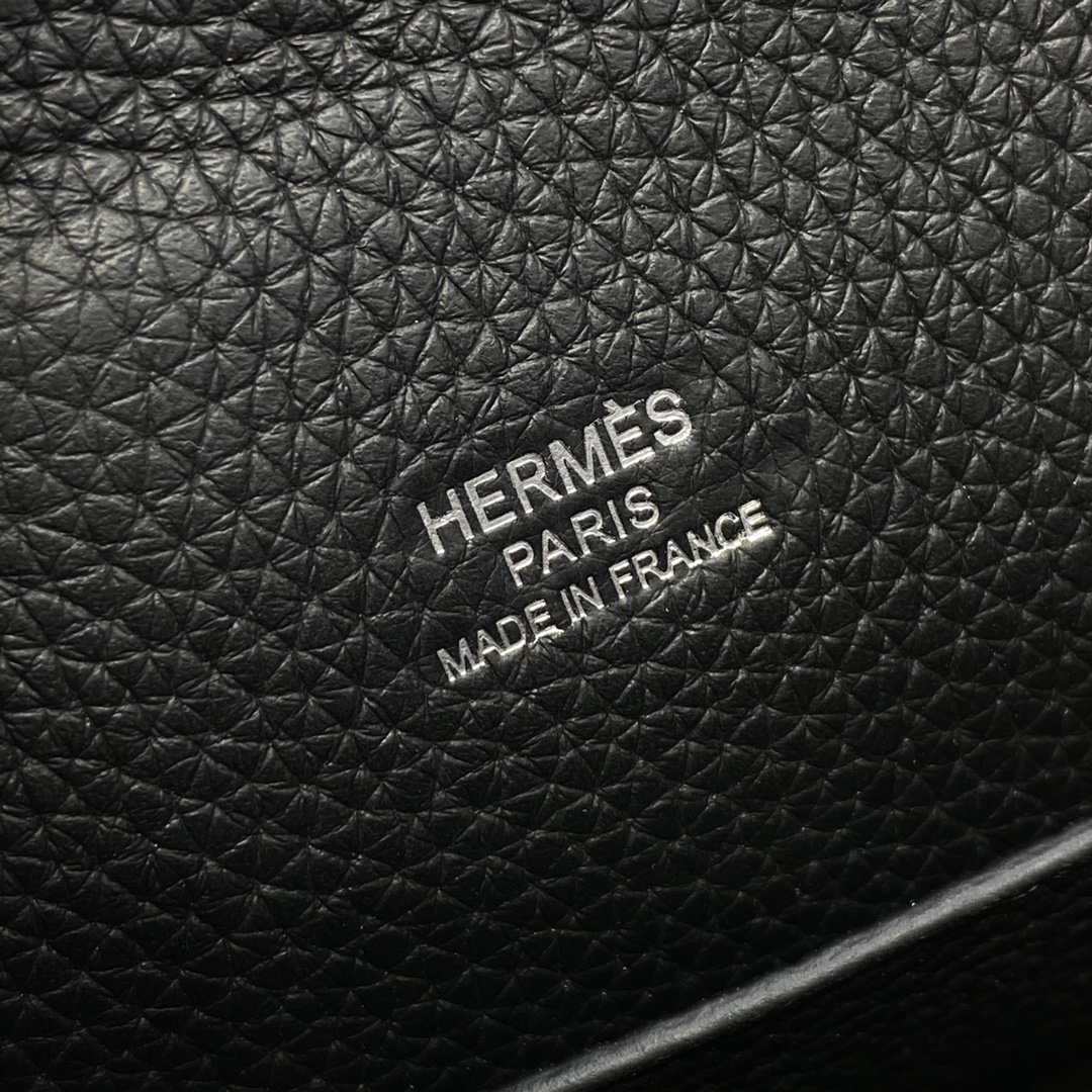 Hermes 高仿 Evelyne TPM 黑色拼黃織帶迷你斜背包 運動風時尚款| 12 Hermes 高仿 Evelyne TPM 黑色拼黃織帶迷你斜背包 運動風時尚款