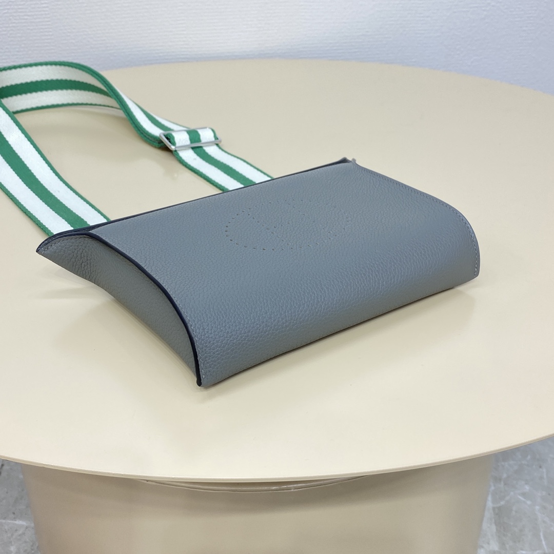Hermes 原單 Evelyne TPM 灰色拼綠白織帶迷你斜背包 清新百搭款| 11 Hermes 原單 Evelyne TPM 灰色拼綠白織帶迷你斜背包 清新百搭款