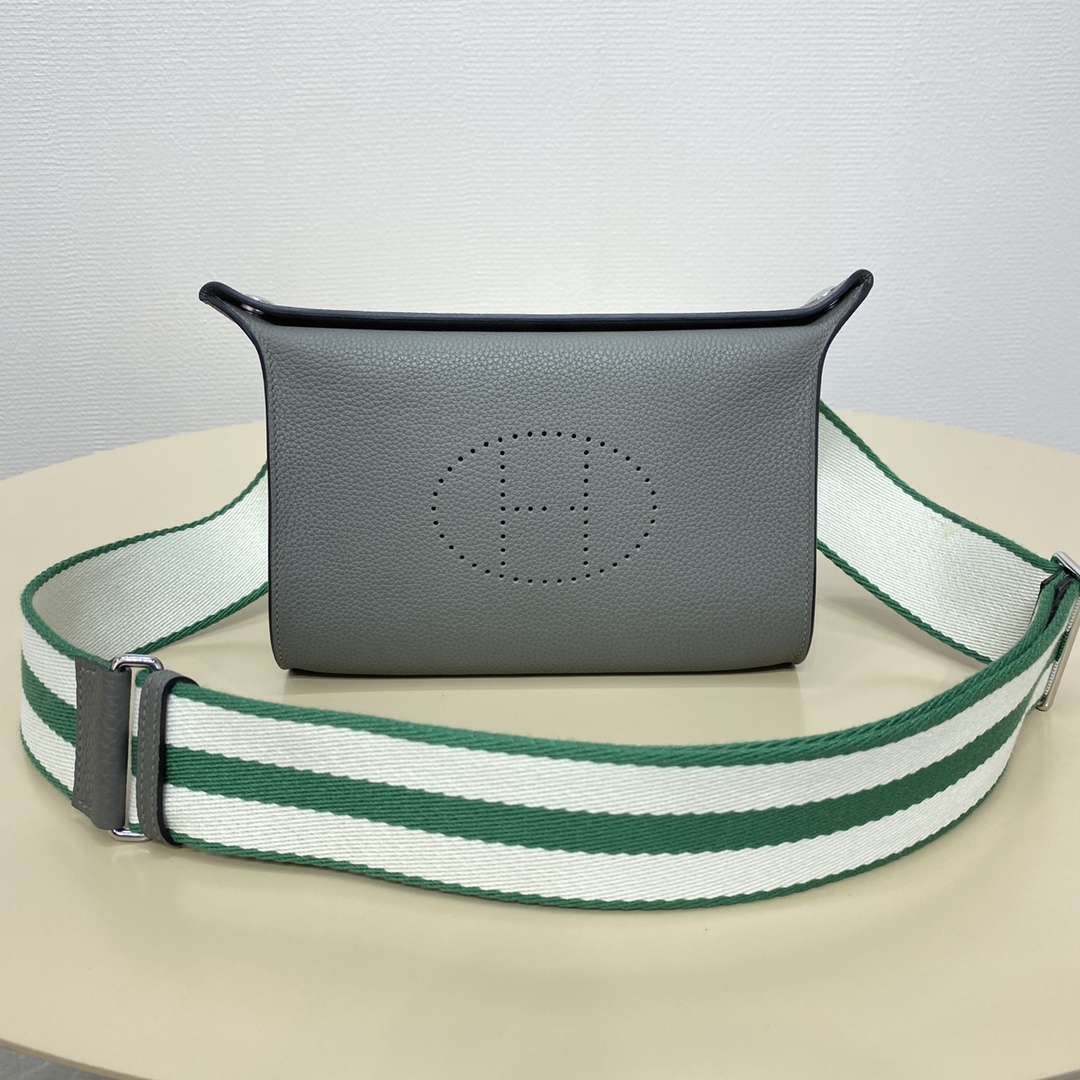 Hermes 原單 Evelyne TPM 灰色拼綠白織帶迷你斜背包 清新百搭款| 7 Hermes 原單 Evelyne TPM 灰色拼綠白織帶迷你斜背包 清新百搭款