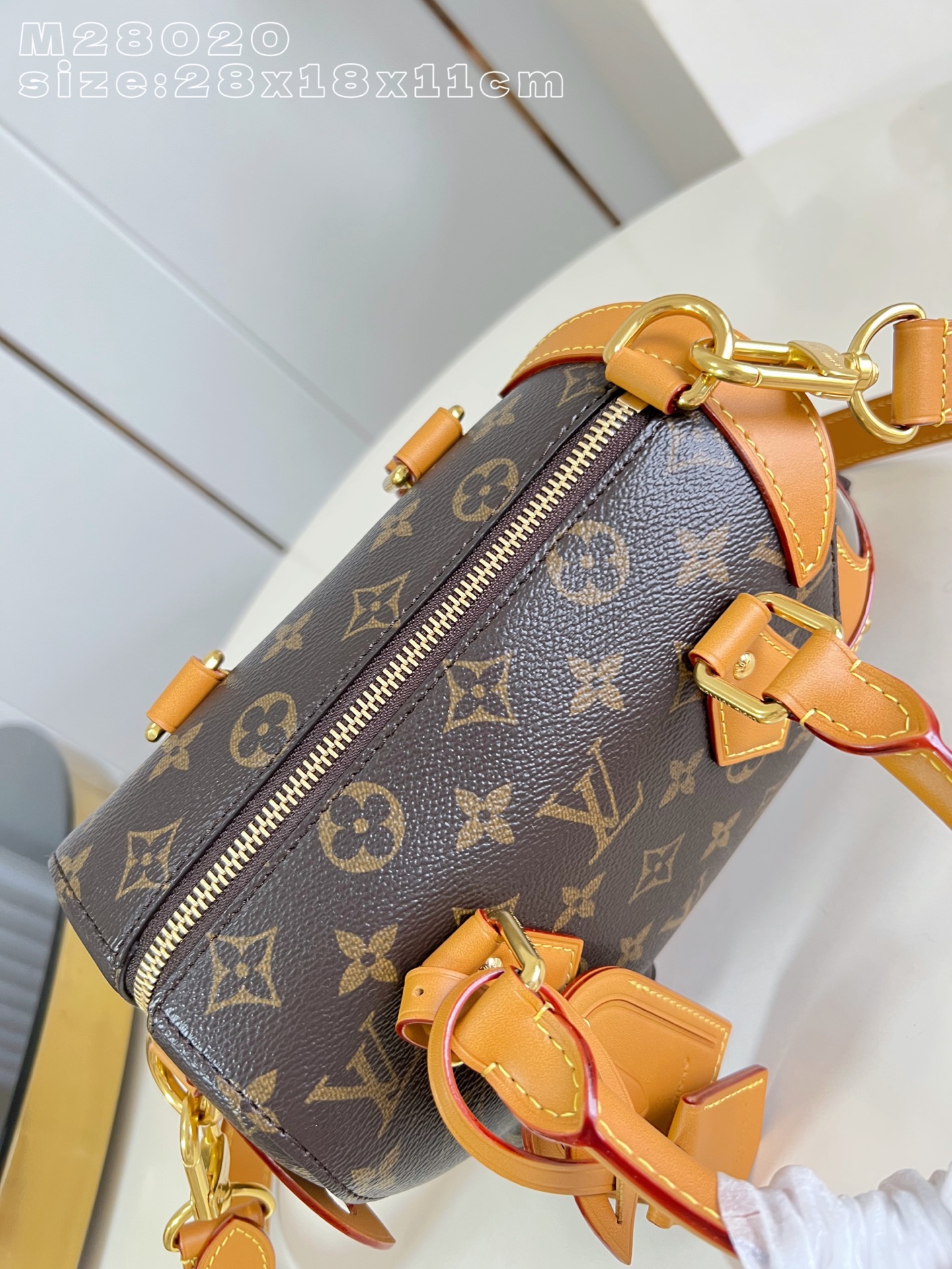 LV 高仿 女款 Nano Speedy 小車輪造型手提包 趣味設計款| 18 LV 高仿 女款 Nano Speedy 小車輪造型手提包 趣味設計款