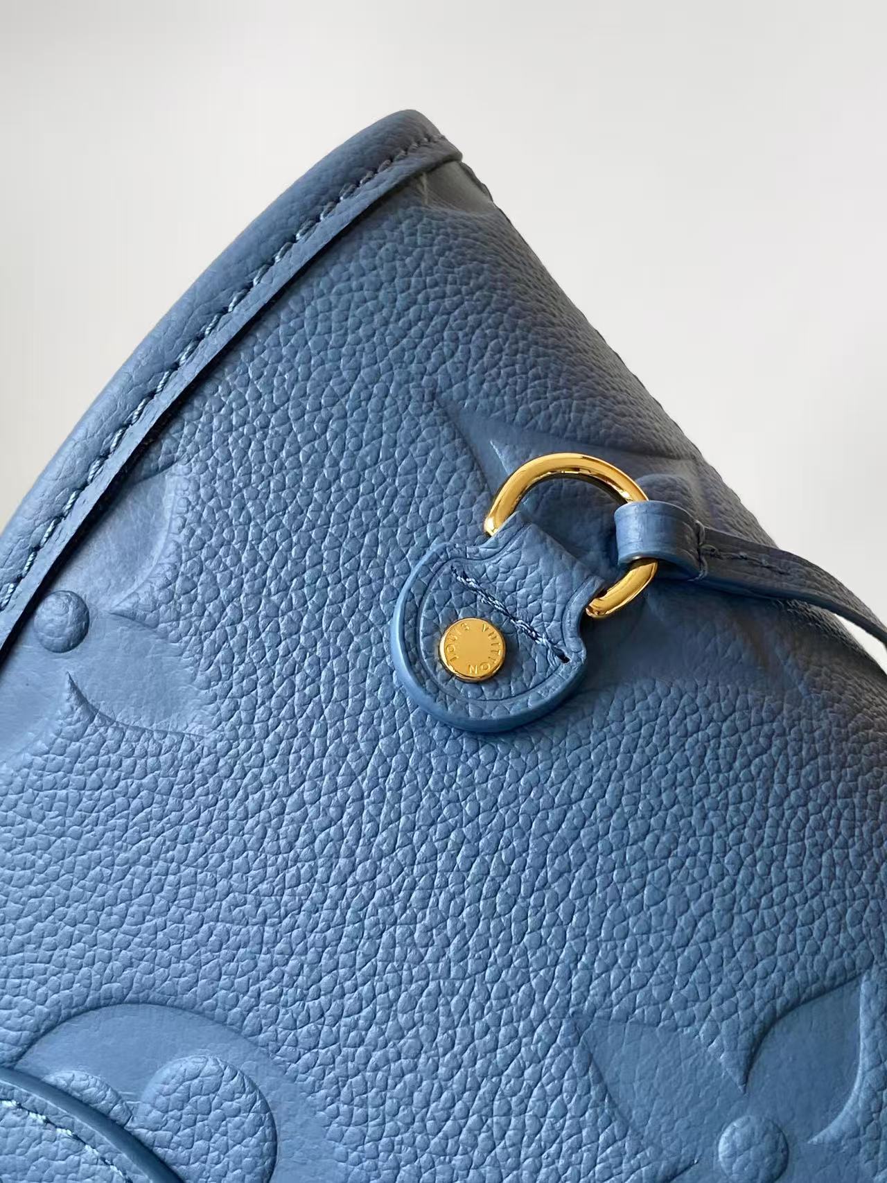 LV 高仿 女款 Neverfull 托特包 壓紋藍色 大容量通勤款| 10 LV 高仿 女款 Neverfull 托特包 壓紋藍色 大容量通勤款
