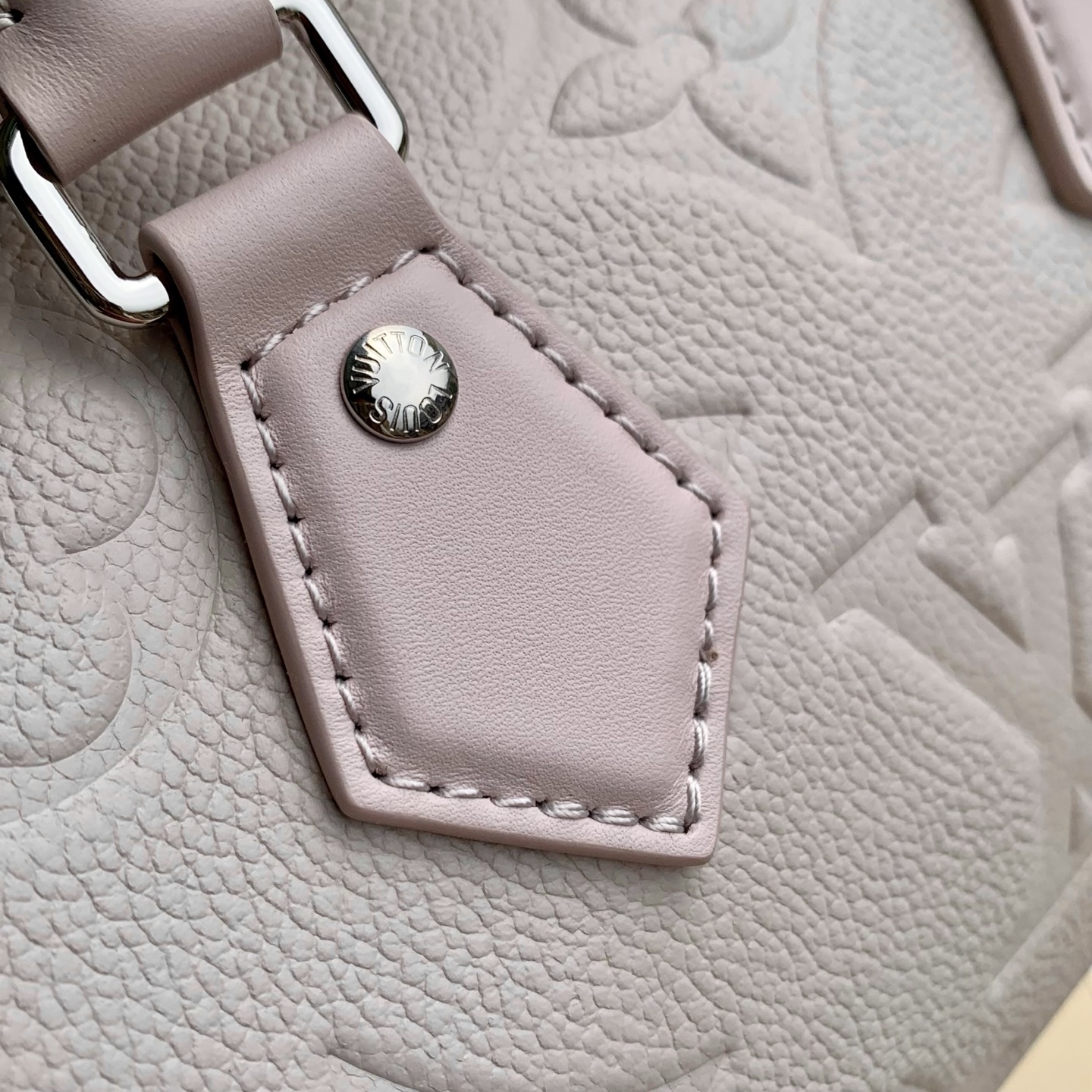LV 一比一 M28343 白粉拼色壓紋 Nano Speedy 迷你手提斜背包 女款高端精品小包| 9 LV 一比一 M28343 白粉拼色壓紋 Nano Speedy 迷你手提斜背包 女款高端精品小包
