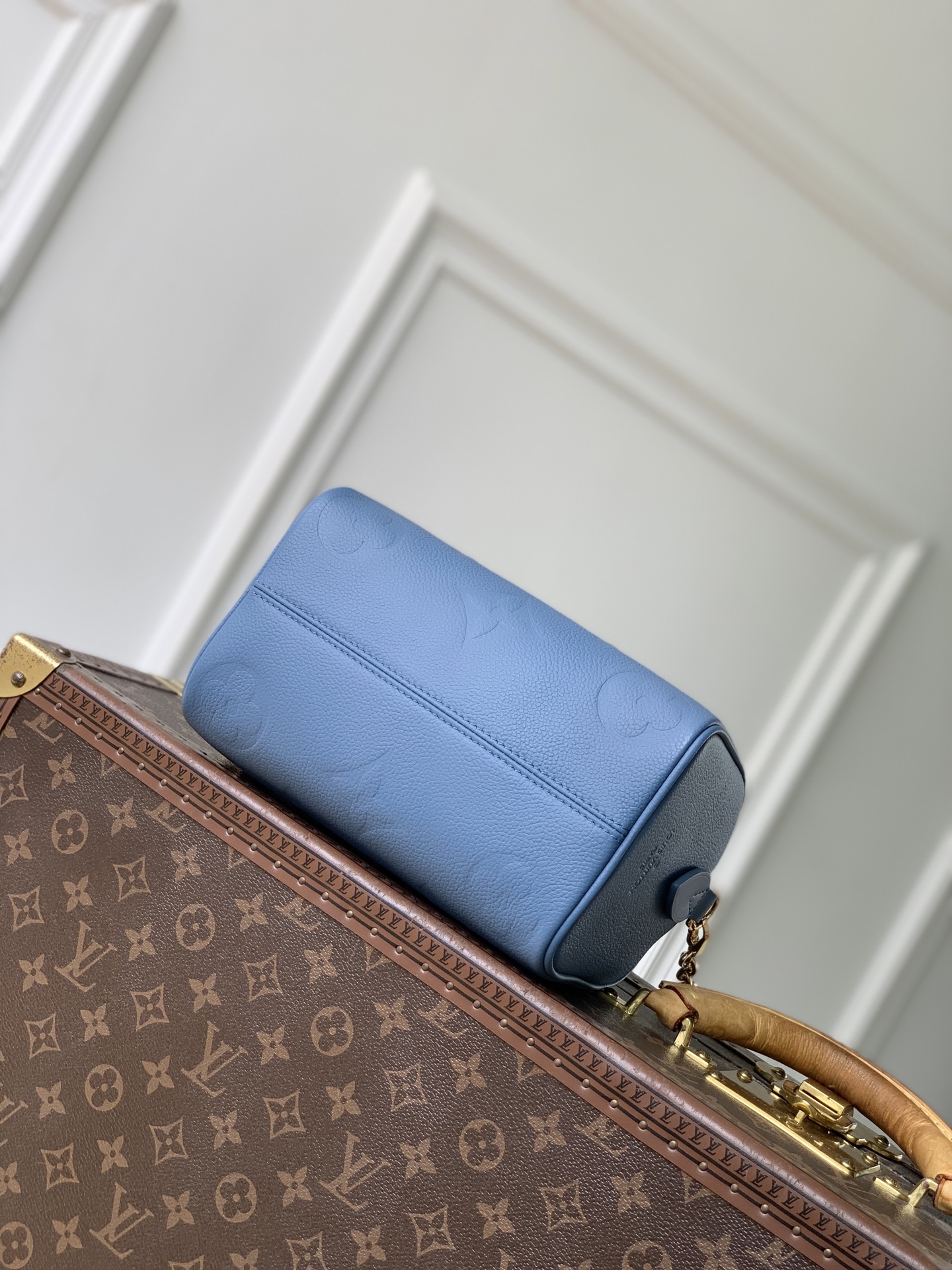 LV 高仿 M28316 藍色壓紋 Nano Speedy 迷你手提斜背包 女款精品小包熱賣款| 12 LV 高仿 M28316 藍色壓紋 Nano Speedy 迷你手提斜背包 女款精品小包熱賣款