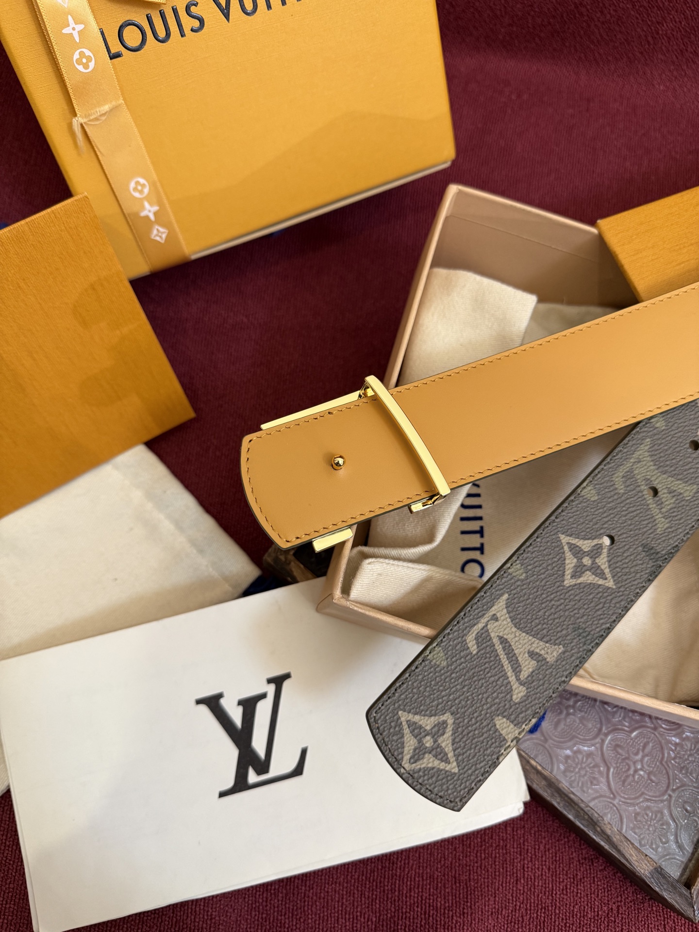 LV 一比一 男款 老花拼接LV扣頭皮帶 經典百搭腰帶| 8 LV 一比一 男款 老花拼接LV扣頭皮帶 經典百搭腰帶