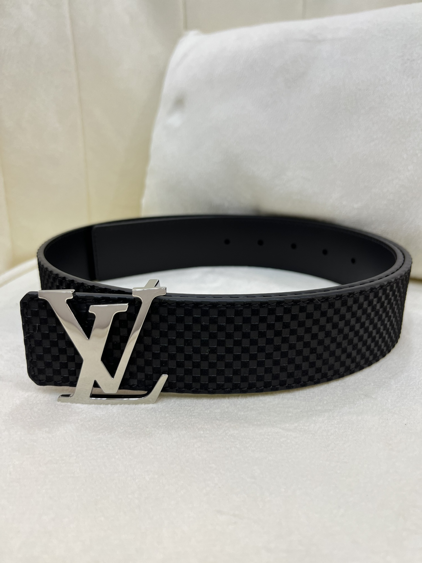 LV 高仿 男款 黑色棋盤格皮帶 金屬扣頭百搭款| 12 LV 高仿 男款 黑色棋盤格皮帶 金屬扣頭百搭款