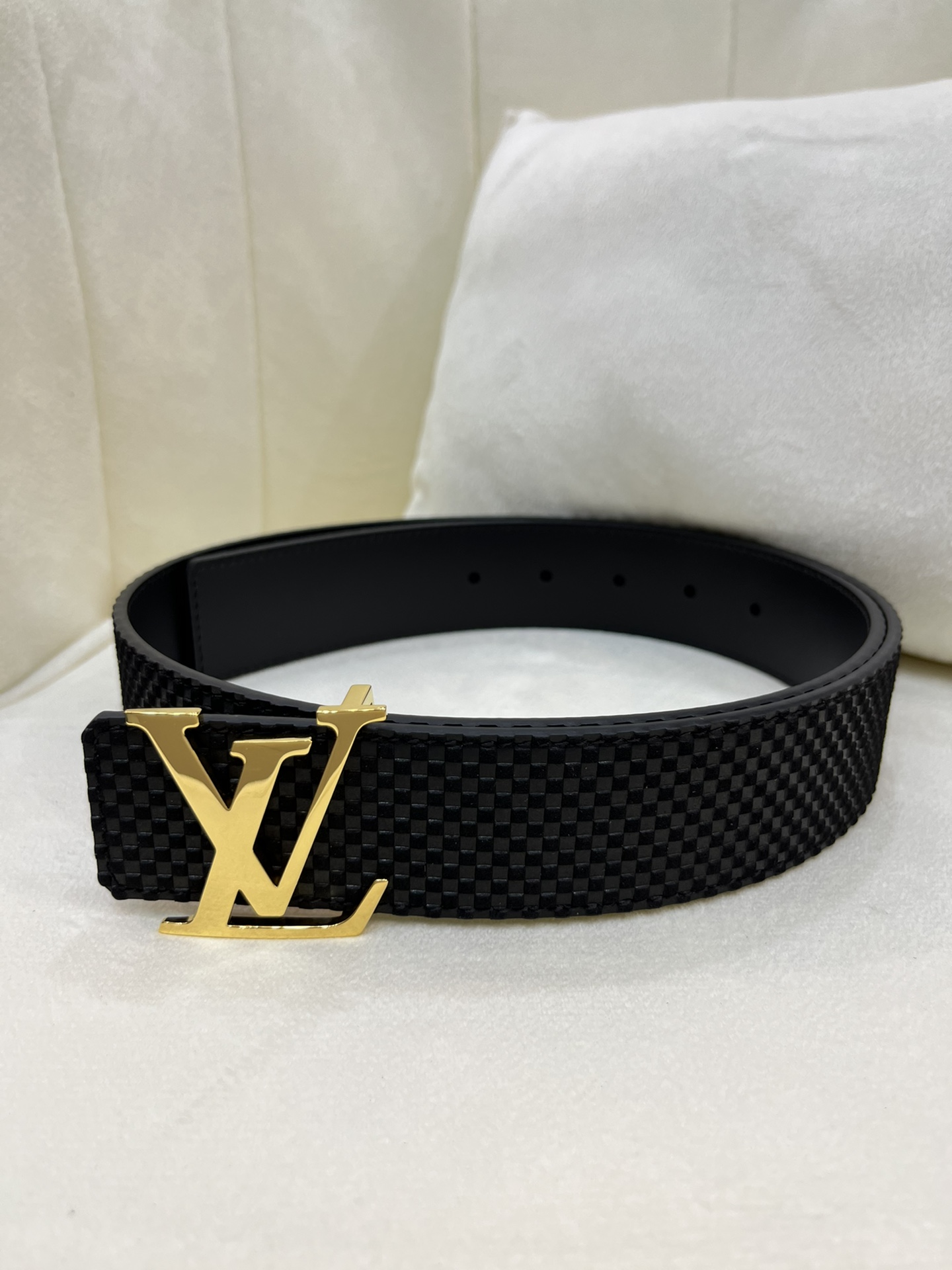 LV 高仿 男款 皮帶 經典棋盤格紋 金扣設計 商務休閒款| 11 LV 高仿 男款 皮帶 經典棋盤格紋 金扣設計 商務休閒款