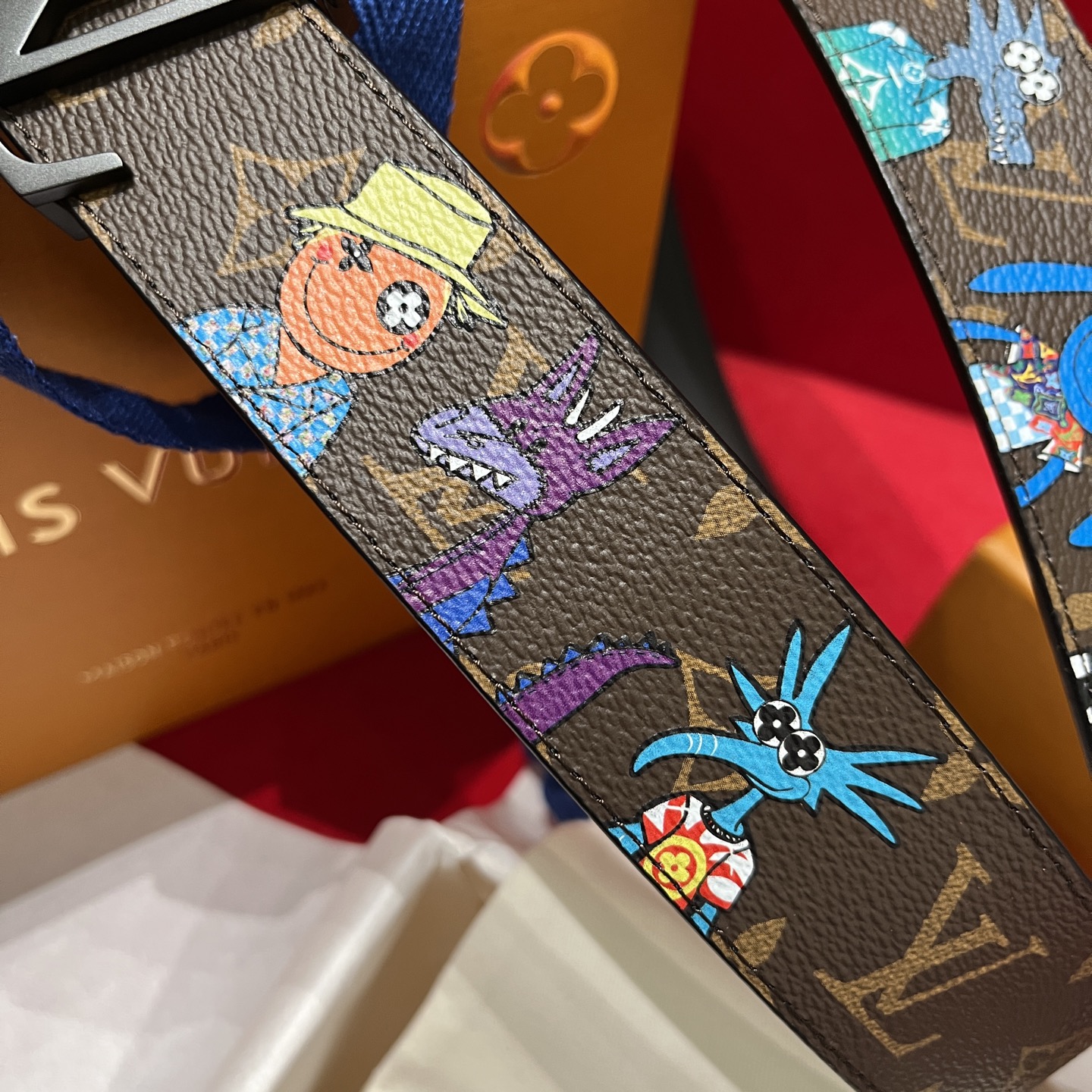 LV 高仿塗鴉Monogram皮帶|黑扣街頭藝術款男女通用腰帶| 12 LV 高仿塗鴉Monogram皮帶|黑扣街頭藝術款男女通用腰帶