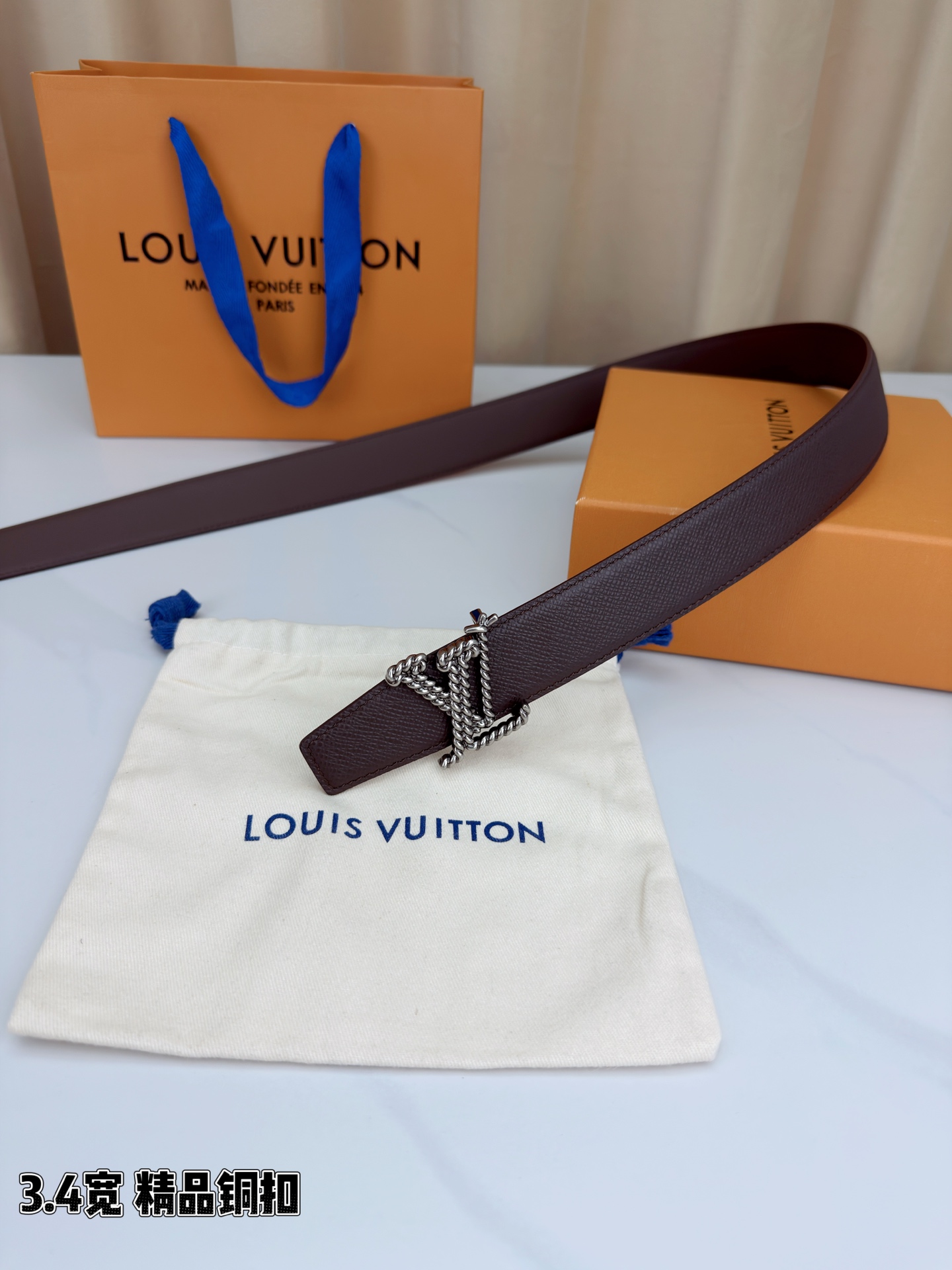 LV 高仿棕色粒面牛皮皮帶|銀扣極簡設計高端男士腰帶| 14 LV 高仿棕色粒面牛皮皮帶|銀扣極簡設計高端男士腰帶