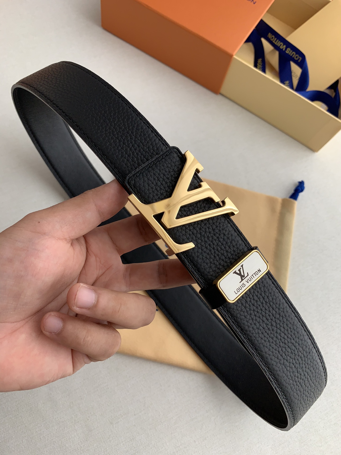 LV 高仿黑色皮帶|鏈條LV扣頭設計高端商務腰帶| 6 LV 高仿黑色皮帶|鏈條LV扣頭設計高端商務腰帶