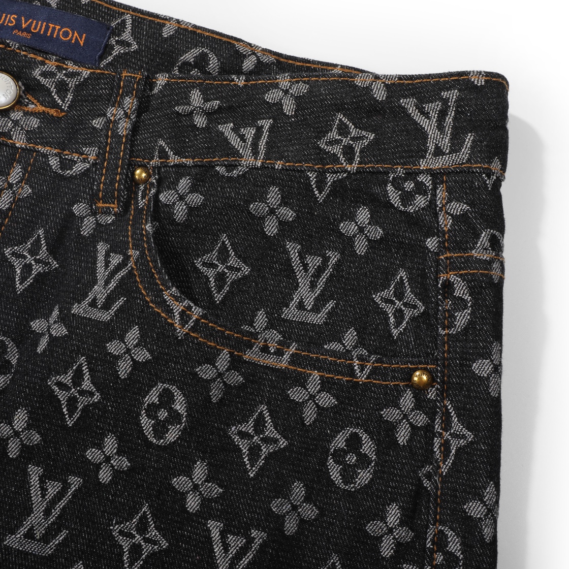 LV 原單 滿版Monogram牛仔褲 黑色直筒休閒款 高端設計| 11 LV 原單 滿版Monogram牛仔褲 黑色直筒休閒款 高端設計