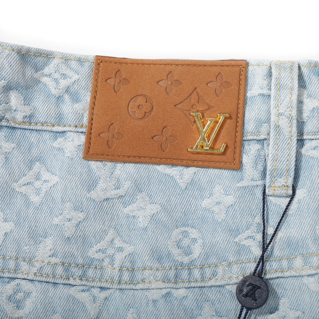 LV 高仿 彩色Monogram牛仔褲 淺藍水洗 寬鬆休閒款| 10 LV 高仿 彩色Monogram牛仔褲 淺藍水洗 寬鬆休閒款