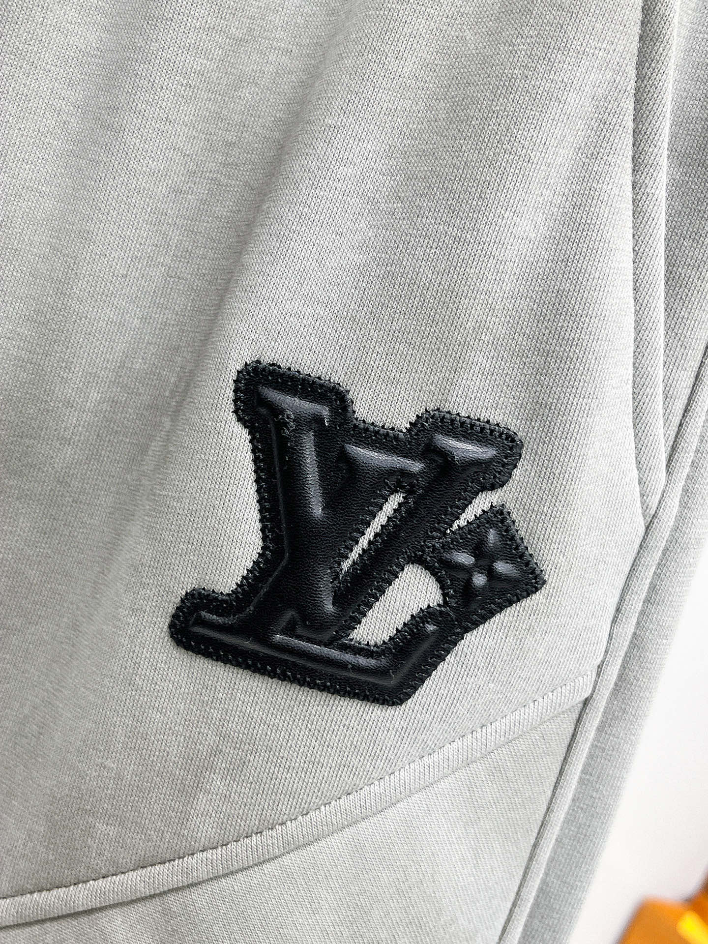 LV一比一立體口袋工裝休閒長褲 寬鬆抽繩設計灰色款
