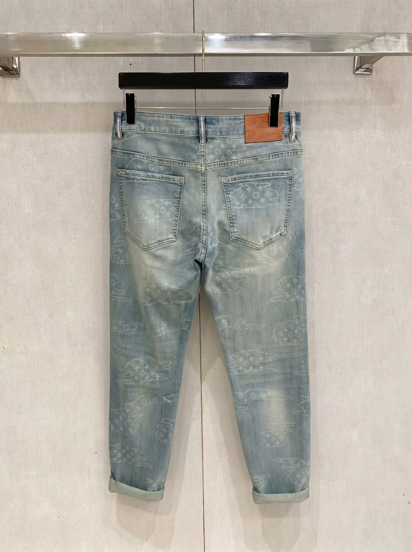 LV 原單 海洋印花牛仔褲 淺色復古做舊款 個性塗鴉丹寧褲| 9 LV 原單 海洋印花牛仔褲 淺色復古做舊款 個性塗鴉丹寧褲