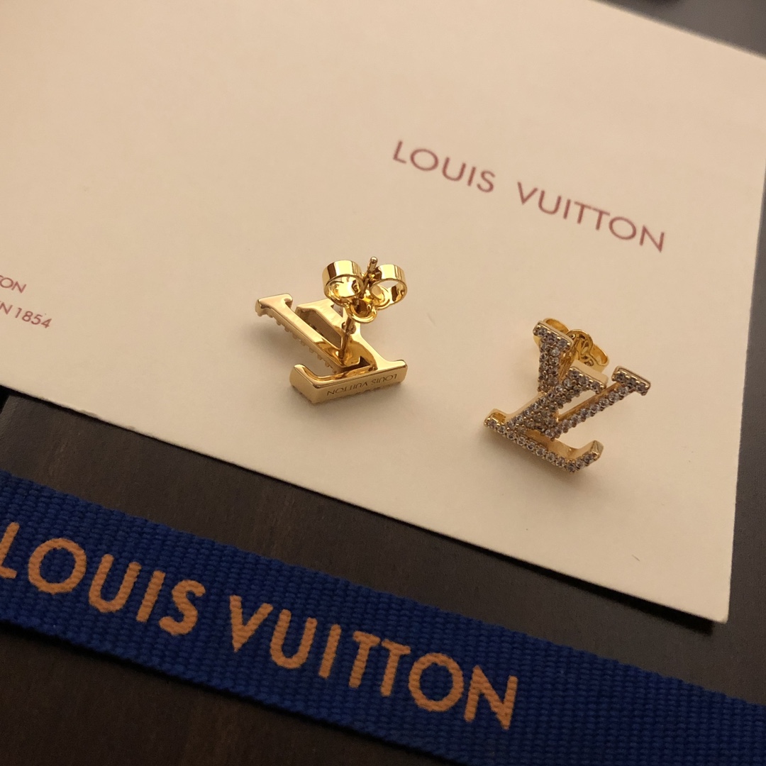 LV 一比一 女款 Monogram鑲鑽耳環 經典LOGO設計 高端氣質百搭飾品推薦| 11 LV 一比一 女款 Monogram鑲鑽耳環 經典LOGO設計 高端氣質百搭飾品推薦