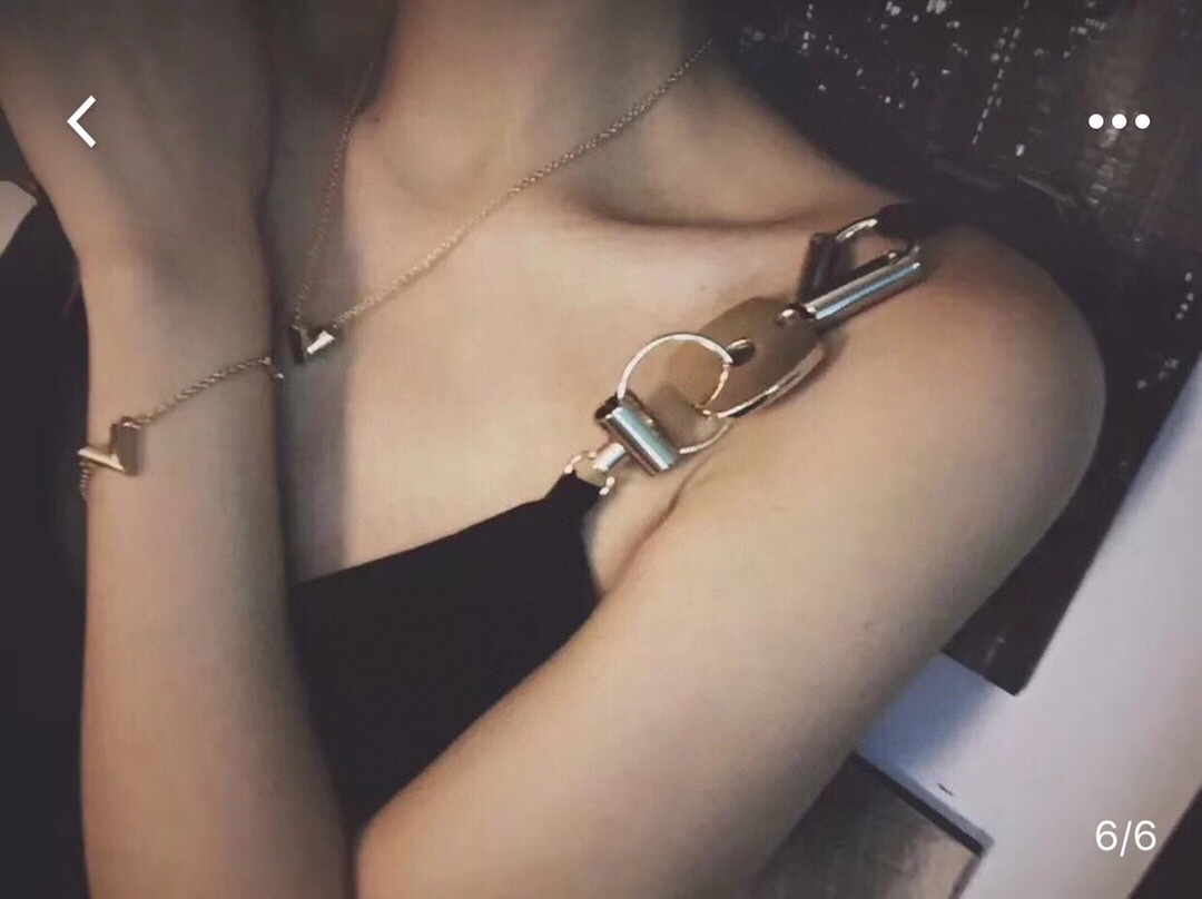 LV 一比一 女款 四葉花手鏈 玫瑰金細鏈設計 優雅氣質高端飾品推薦| 6 LV 一比一 女款 四葉花手鏈 玫瑰金細鏈設計 優雅氣質高端飾品推薦