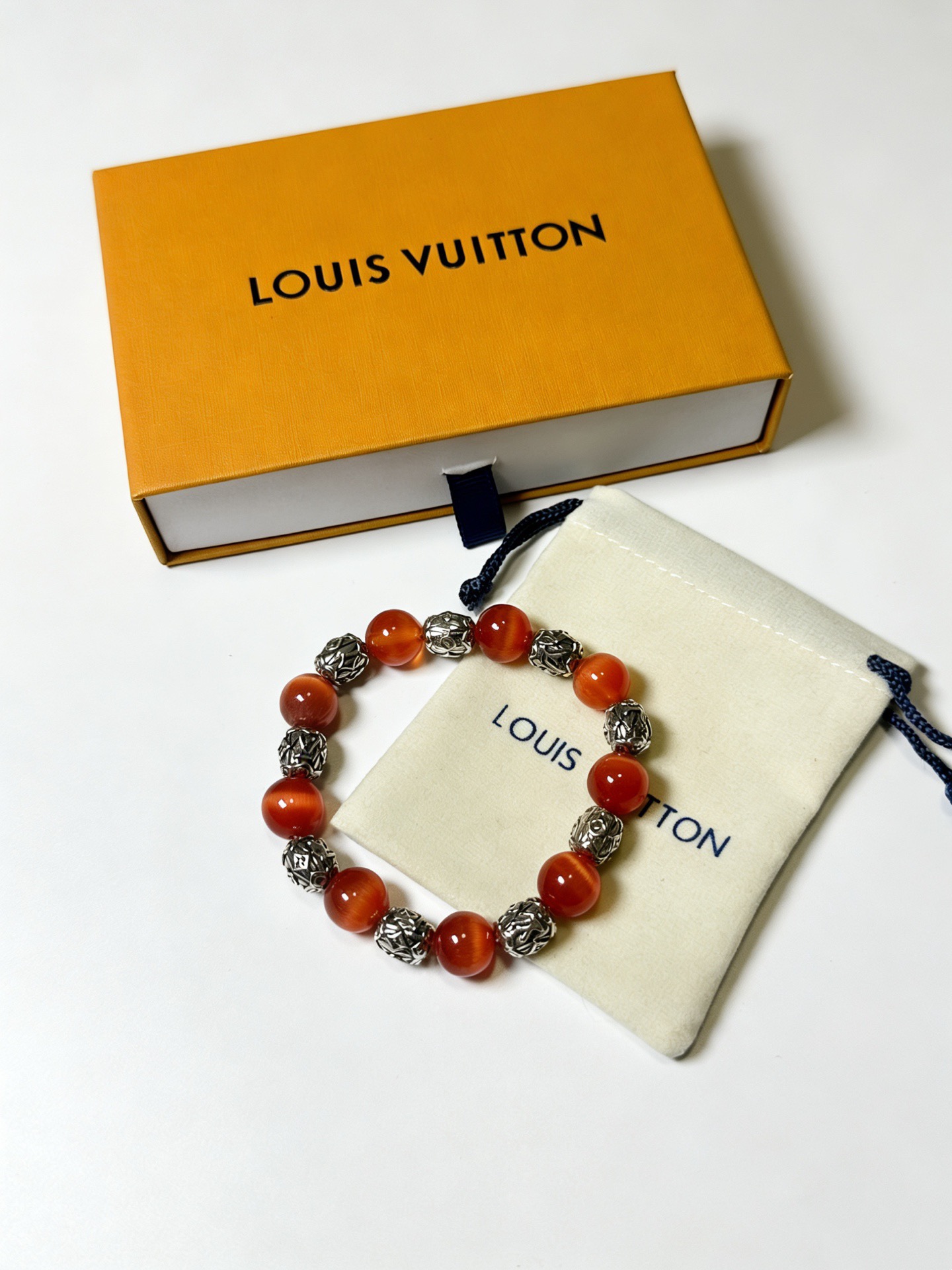 LV 一比一 橘色天然珠串手鍊 精品還原潮流配件| 12 LV 一比一 橘色天然珠串手鍊 精品還原潮流配件