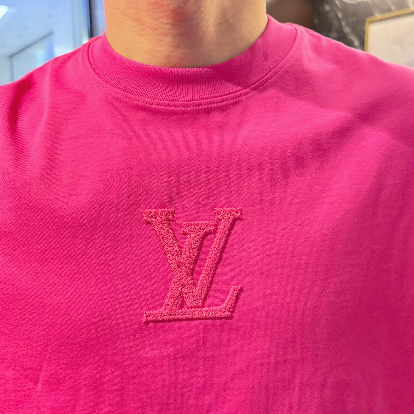 LV 一比一 刺繡Logo短袖T恤 玫紅配色 寬鬆潮流款| 8 LV 一比一 刺繡Logo短袖T恤 玫紅配色 寬鬆潮流款
