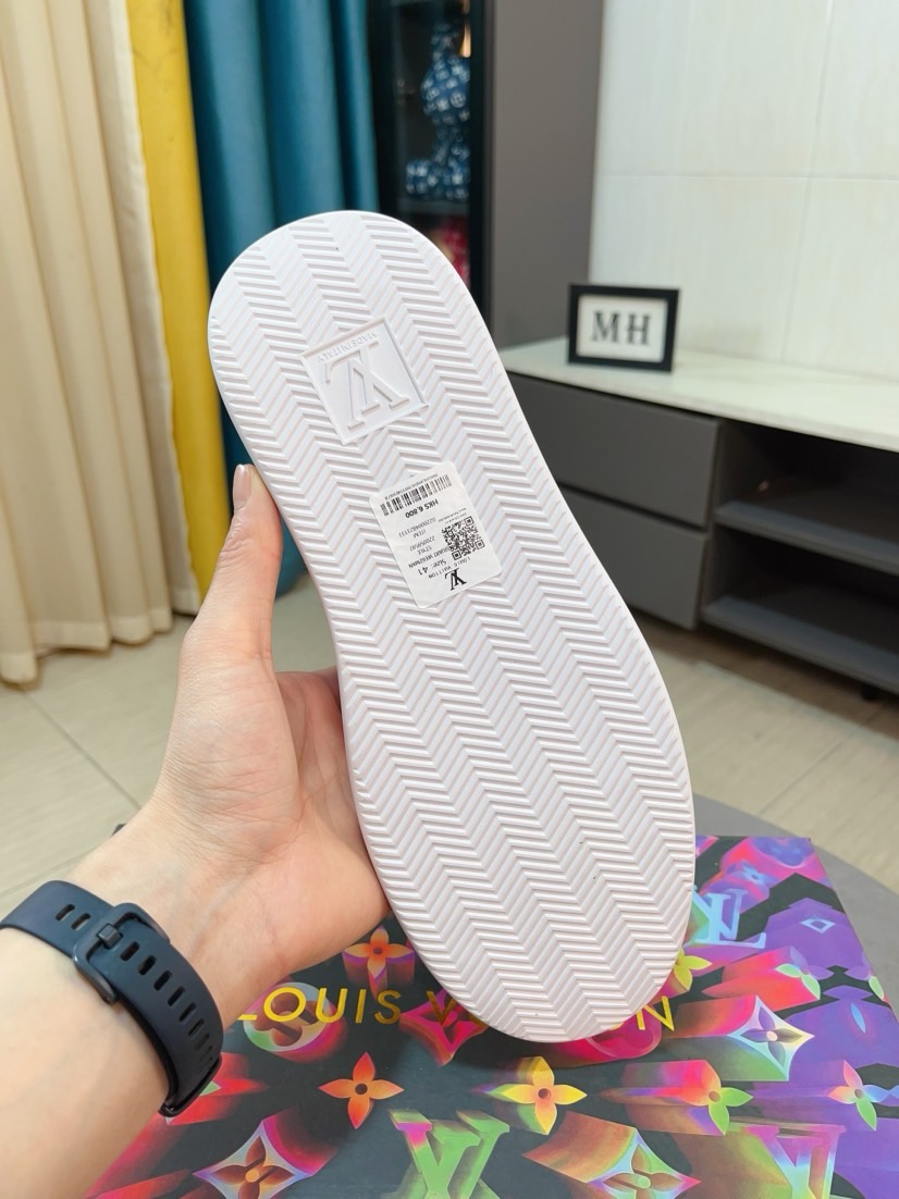 LV 一比一 Monogram 黑白拼接運動鞋 男士厚底休閒潮鞋| 8 LV 一比一 Monogram 黑白拼接運動鞋 男士厚底休閒潮鞋