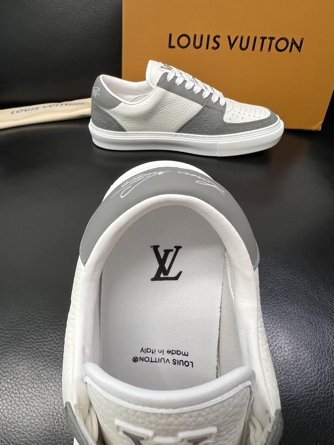 LV 高仿 淺色Monogram運動鞋 男士低幫休閒百搭鞋 米色| 9 LV 高仿 淺色Monogram運動鞋 男士低幫休閒百搭鞋 米色