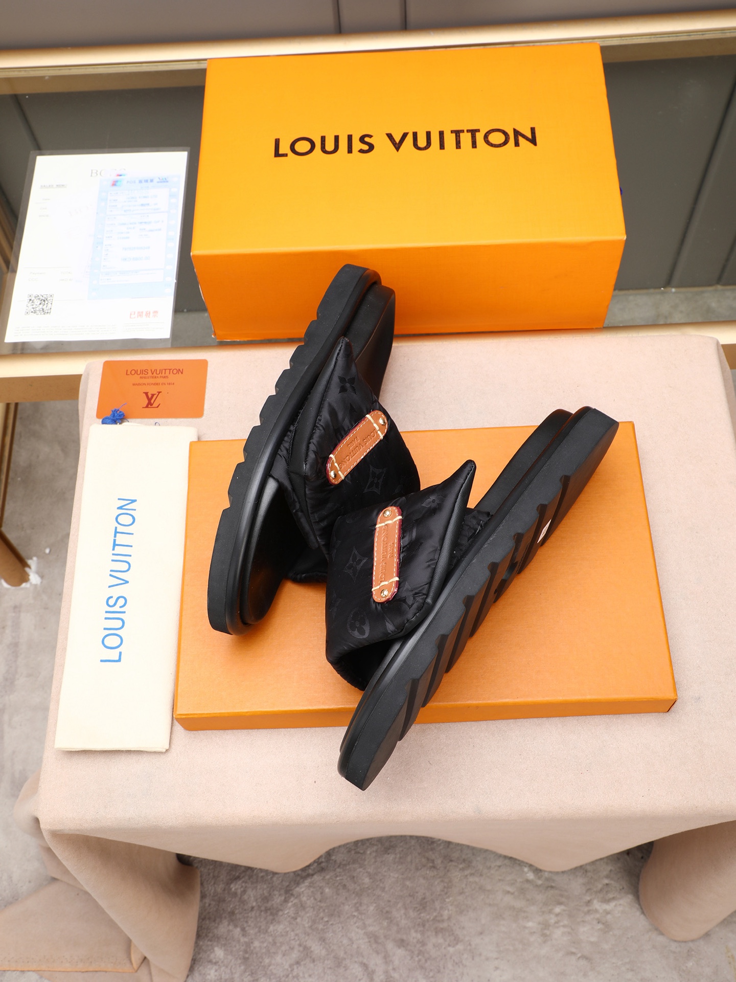 LV 原單 丹寧Monogram厚底拖鞋 藍色休閒款| 8 LV 原單 丹寧Monogram厚底拖鞋 藍色休閒款