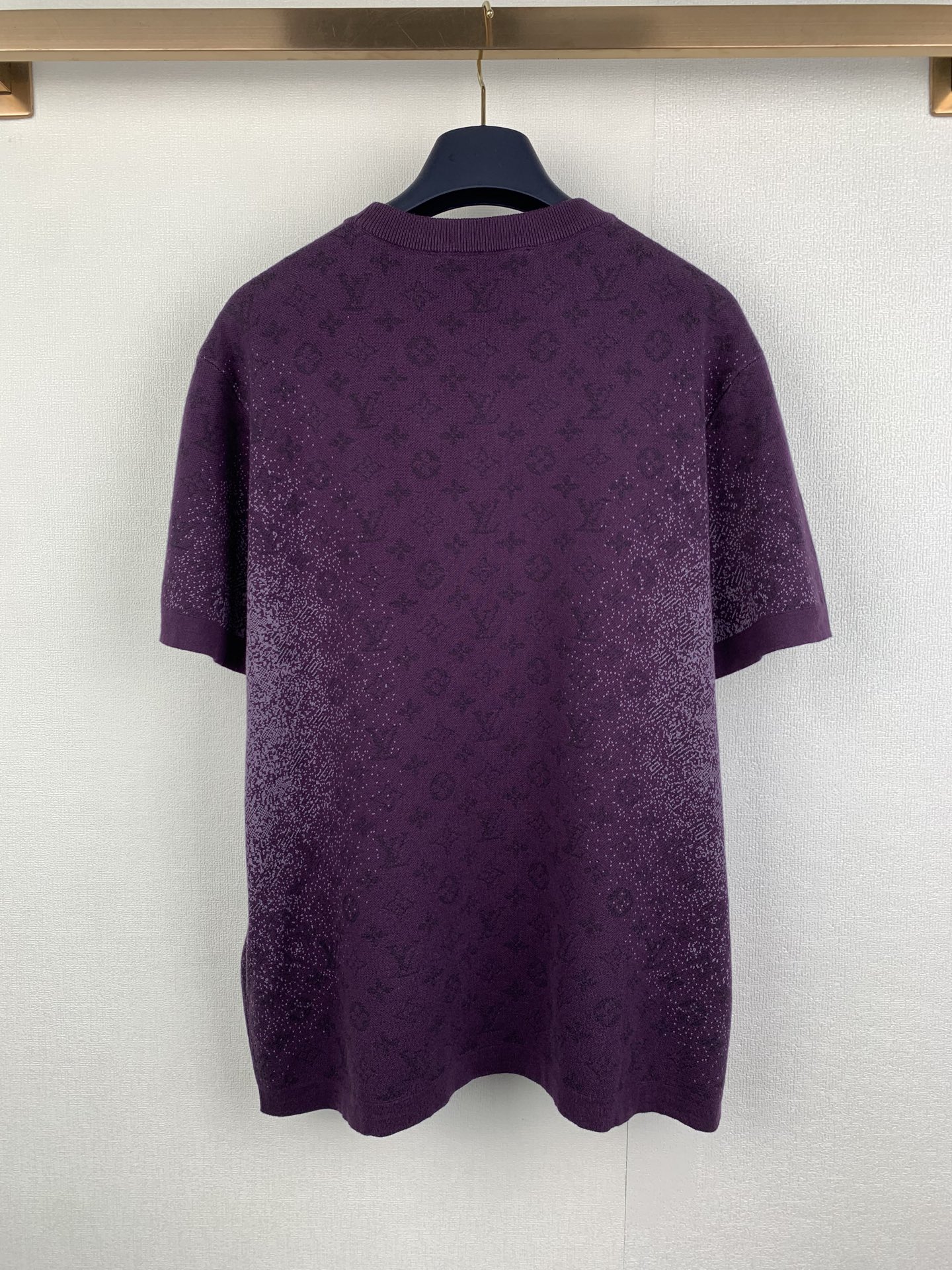 LV 高仿 漸層滿版Monogram針織短袖T恤 紫色寬鬆款| 14 LV 高仿 漸層滿版Monogram針織短袖T恤 紫色寬鬆款