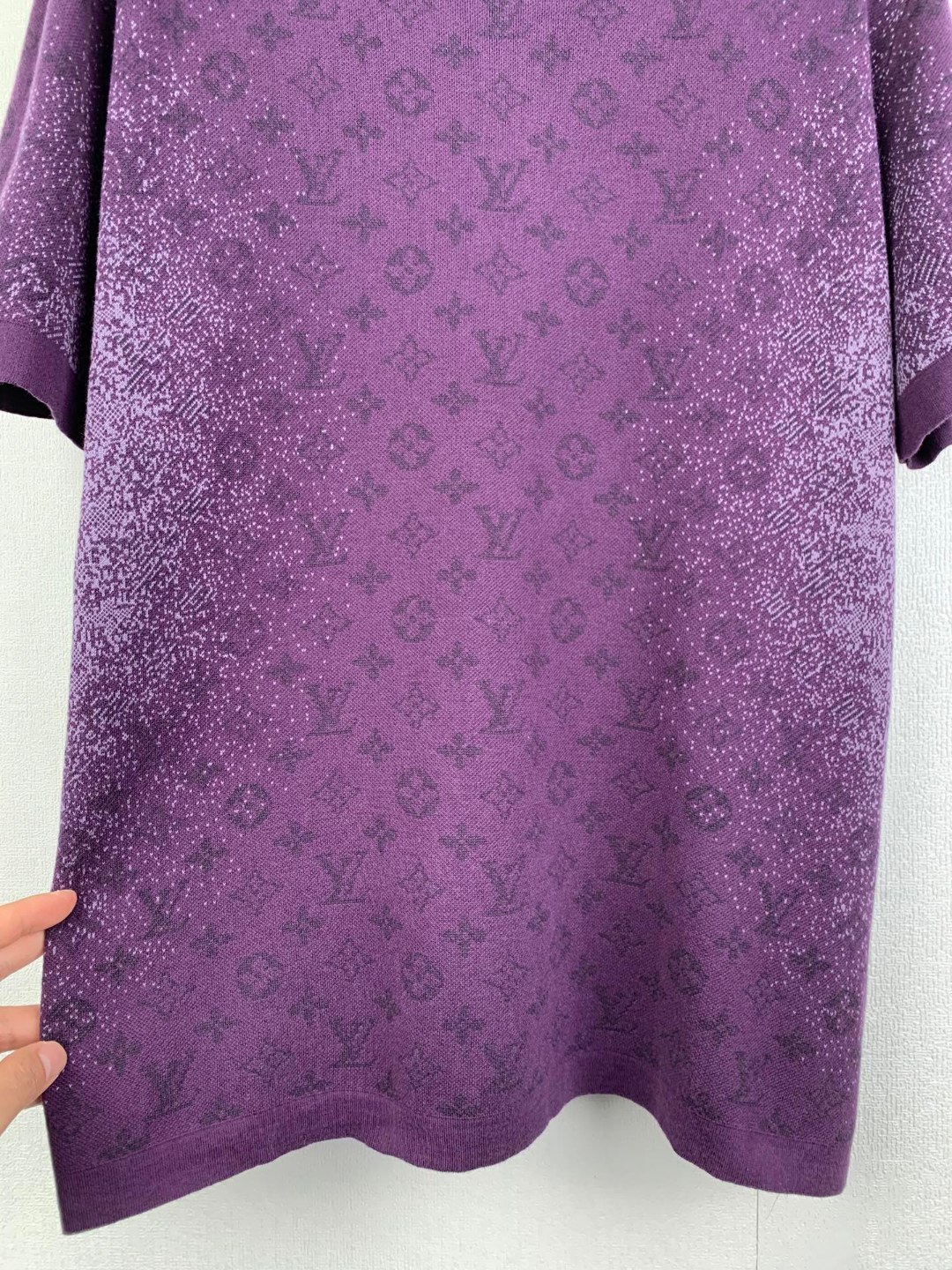 LV 高仿 漸層滿版Monogram針織短袖T恤 紫色寬鬆款| 9 LV 高仿 漸層滿版Monogram針織短袖T恤 紫色寬鬆款