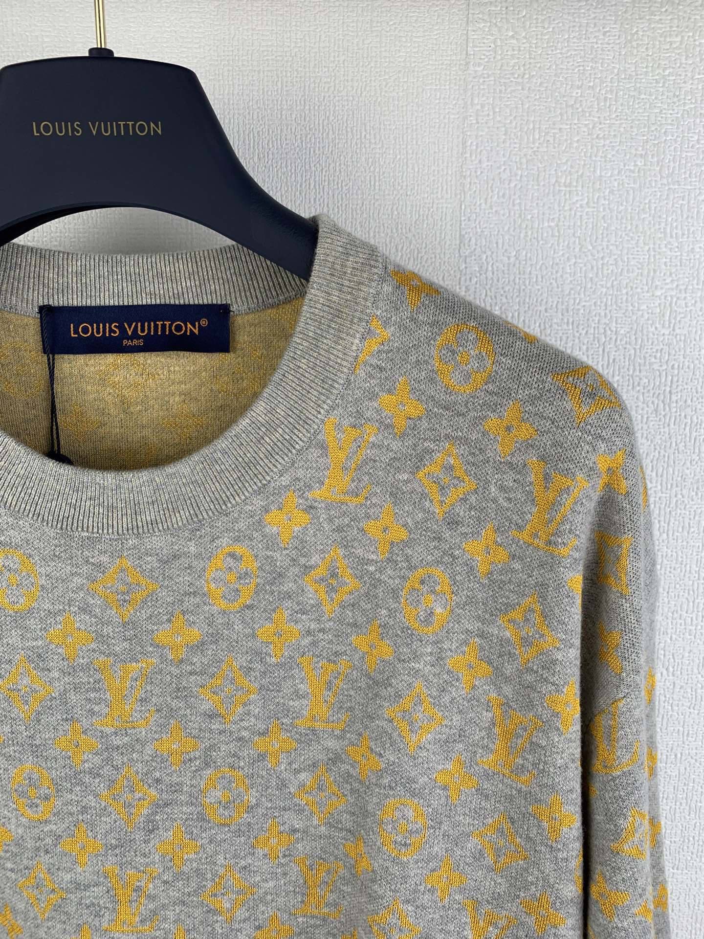 LV 一比一 滿版Monogram針織短袖T恤 灰色經典休閒款| 10 LV 一比一 滿版Monogram針織短袖T恤 灰色經典休閒款