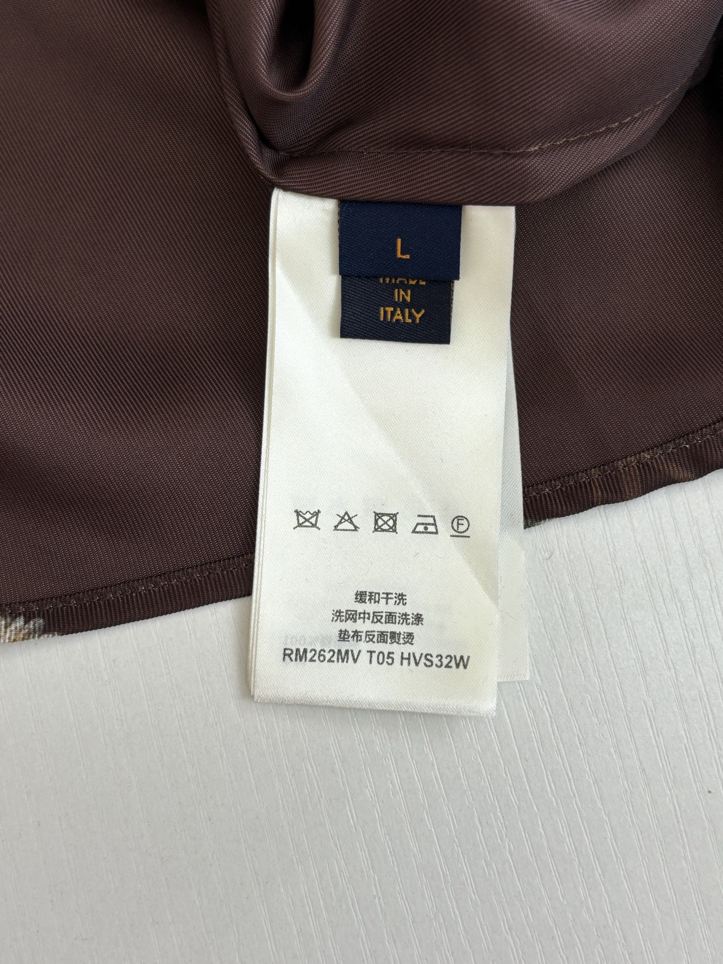 LV 高仿 滿版花卉Monogram短袖襯衫 咖啡色休閒時尚款| 15 LV 高仿 滿版花卉Monogram短袖襯衫 咖啡色休閒時尚款